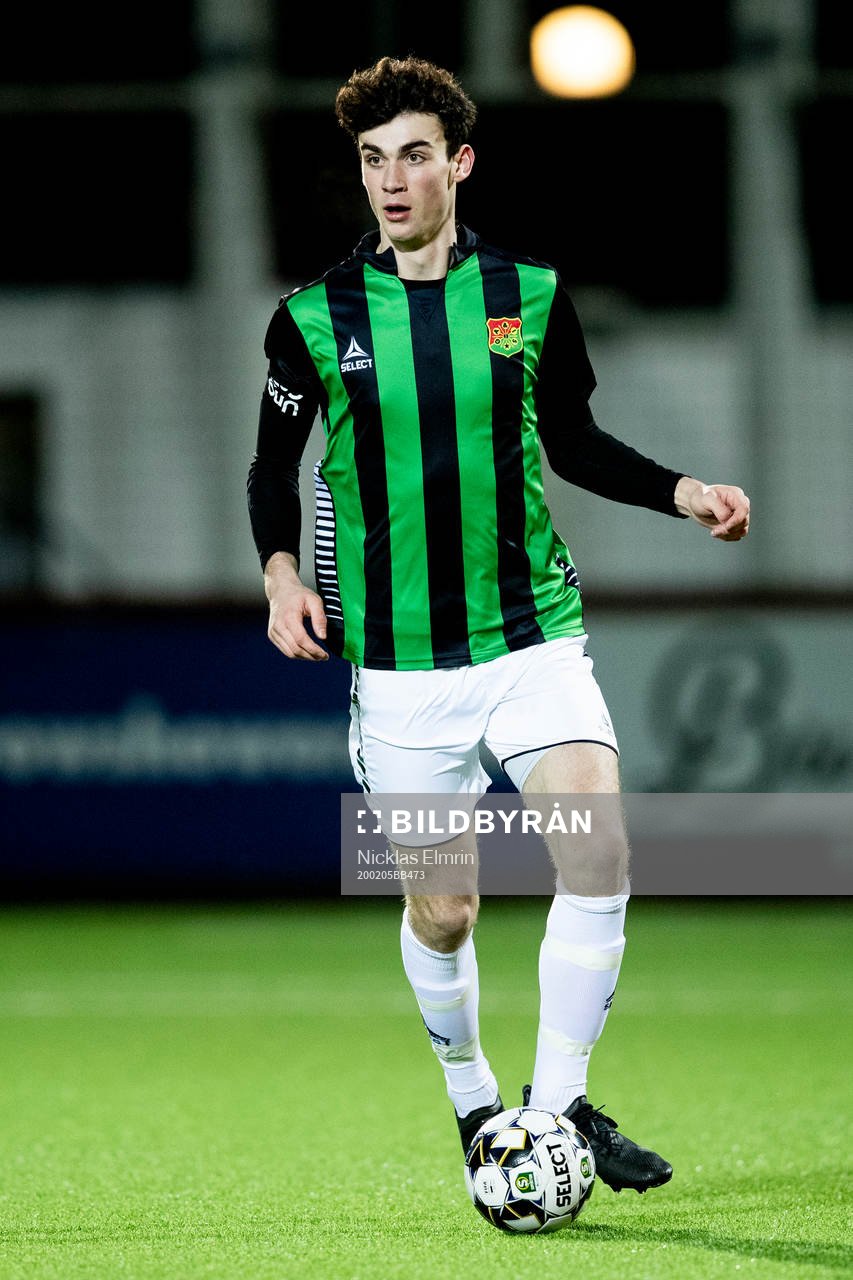 GAIS Sebastian Bertolozzi under träningsmatchen i fotboll mellan GAIS och Trollhättan den 5 februari i 2020 i Göteborg.