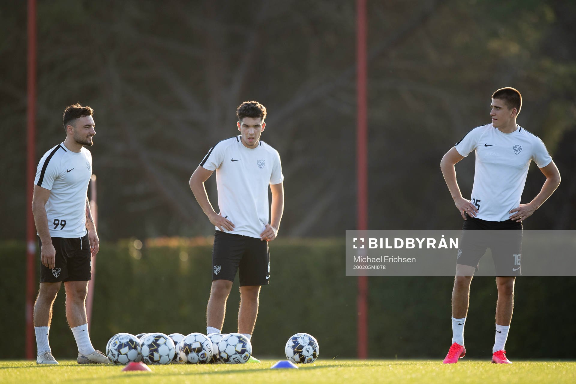 Norrköpings Sead Haksabanovic, Lucas Lima och Carl Björk under ett träningsläger med IFK Norrköping den 5 februari 2020 i Almancil.