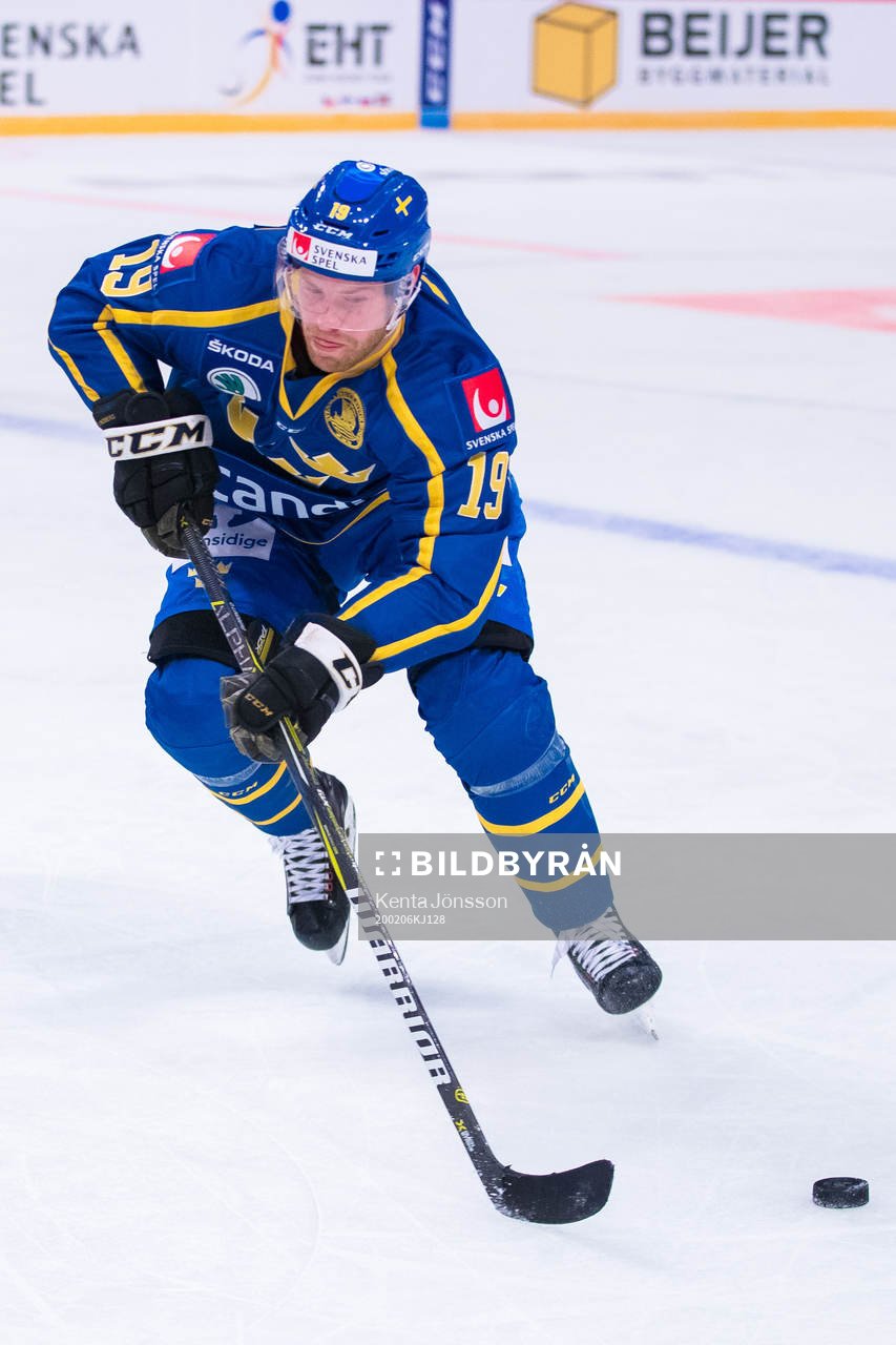 Oscar Lindberg of Sweden
