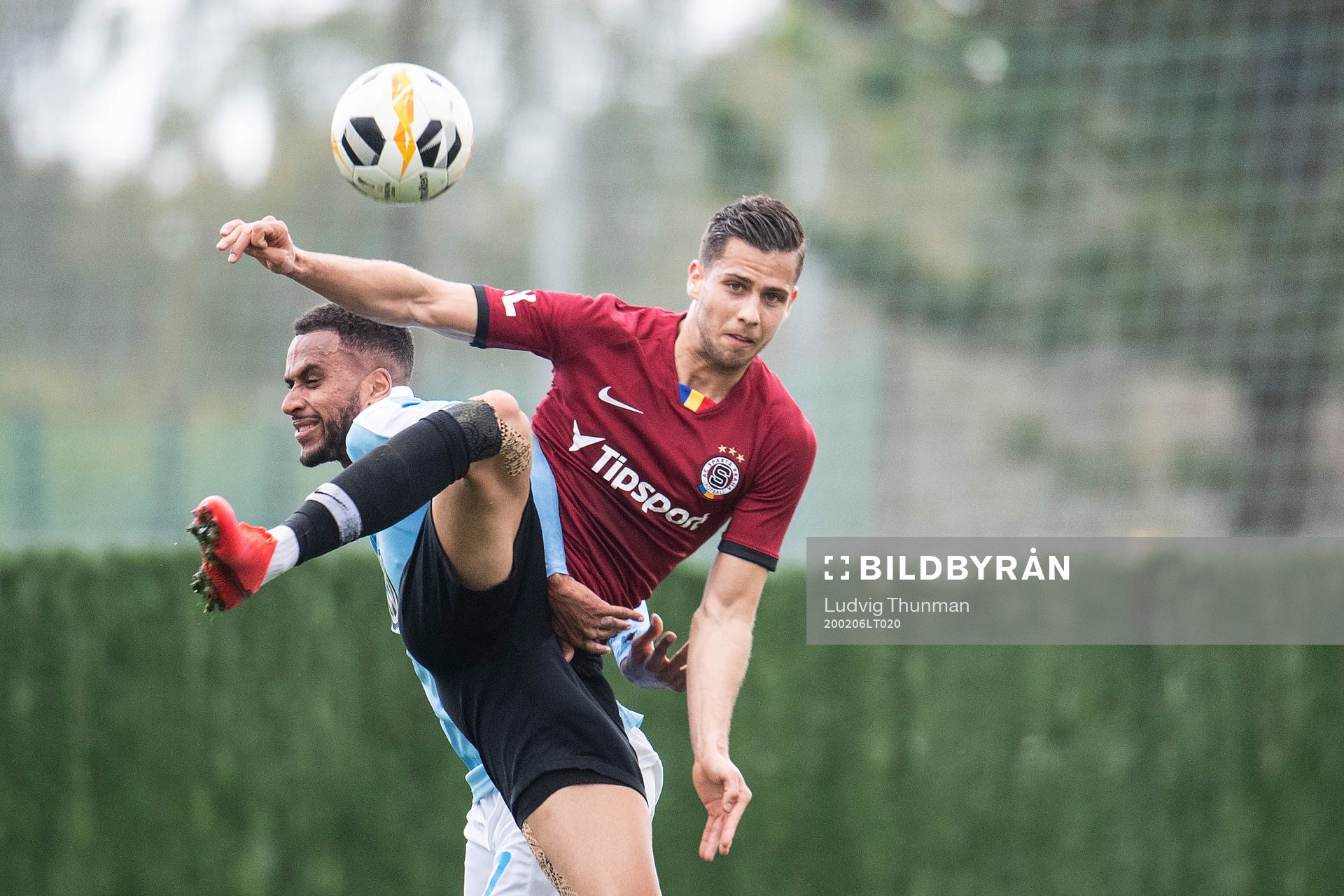 Isac Kiese Thelin of Malmö FF and David Lischka of Sparta