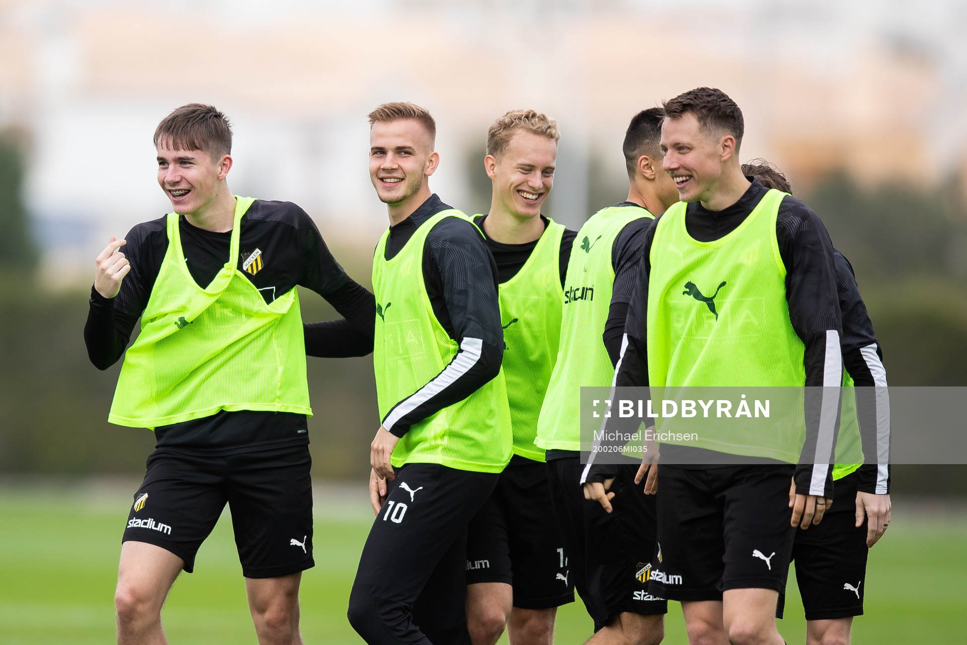 Häcken spelare jublar