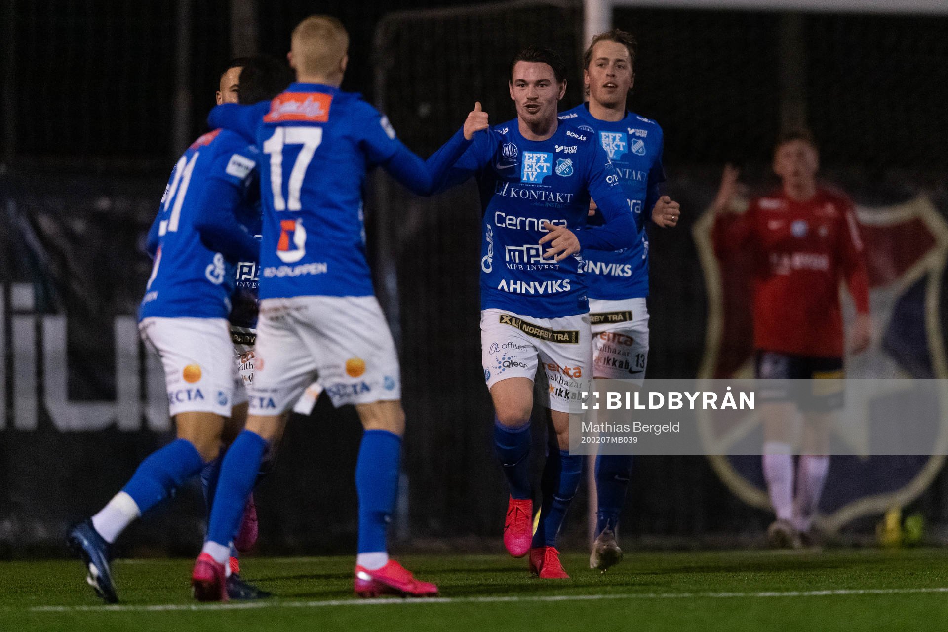 Norrbys Rasmus Örqvist jublar med lagkamrater