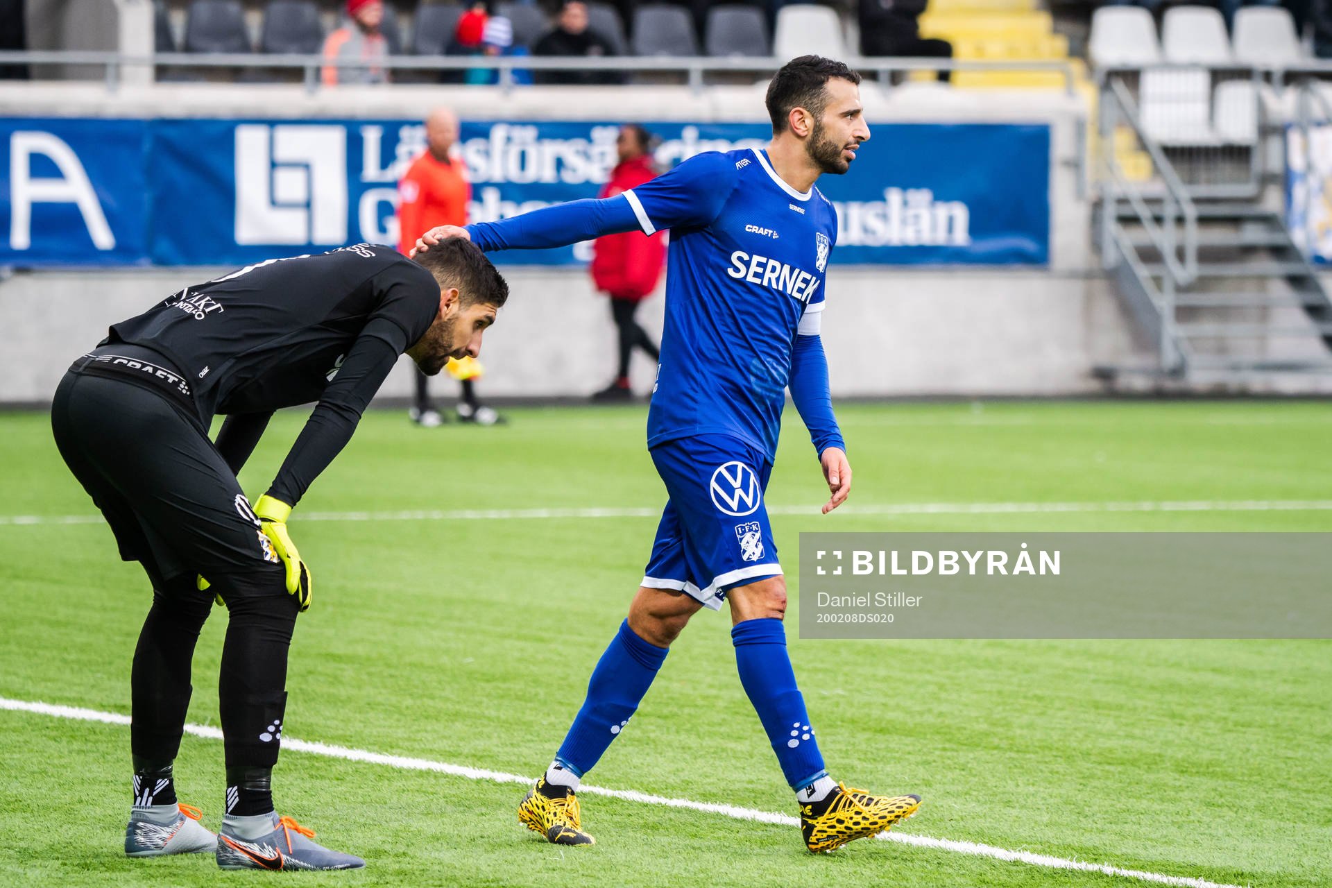IFK Göteborgs målvakt Ioannis Anestis deppar med André