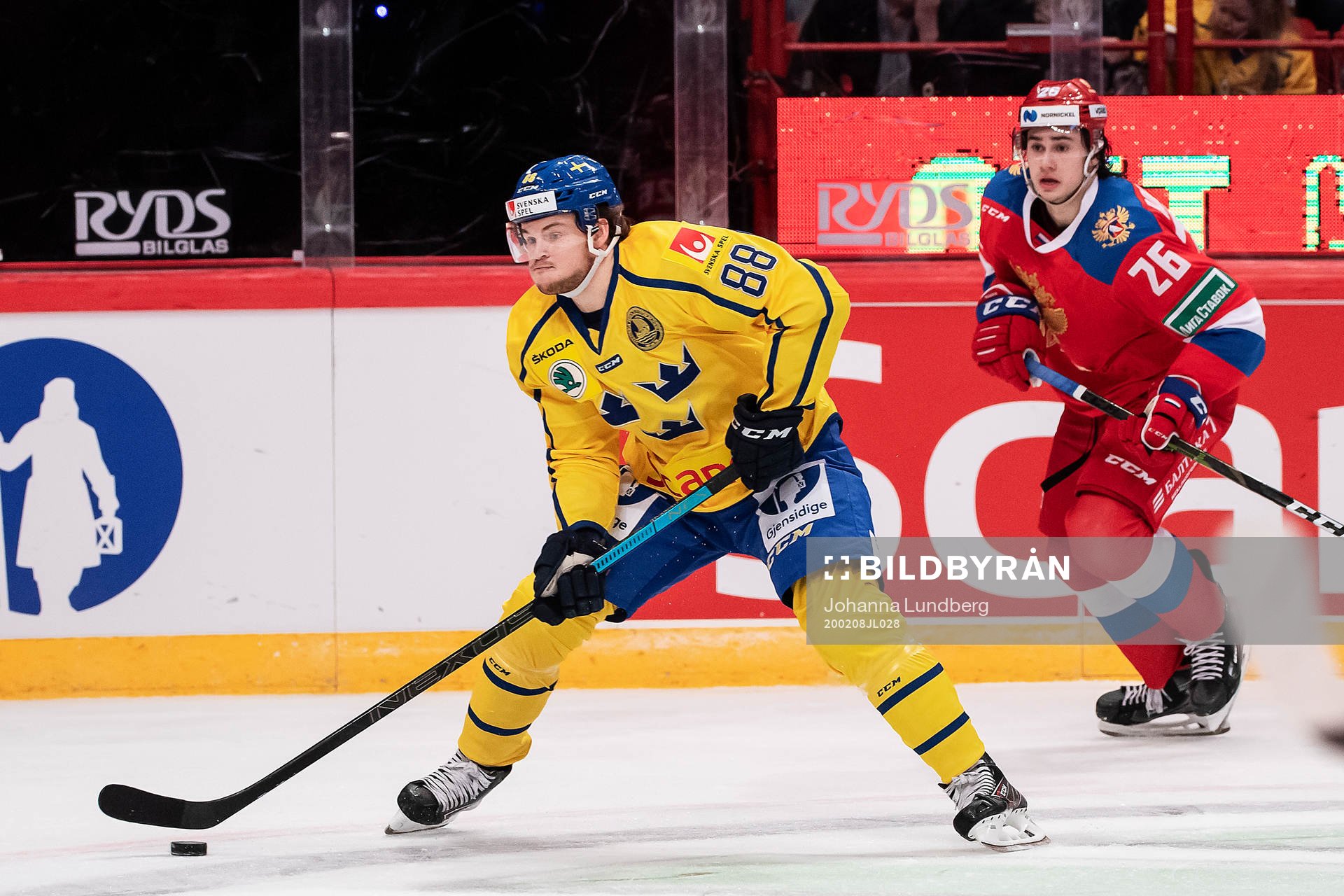 Malte Strömwall of Sweden and Alexander Romanov of Russia