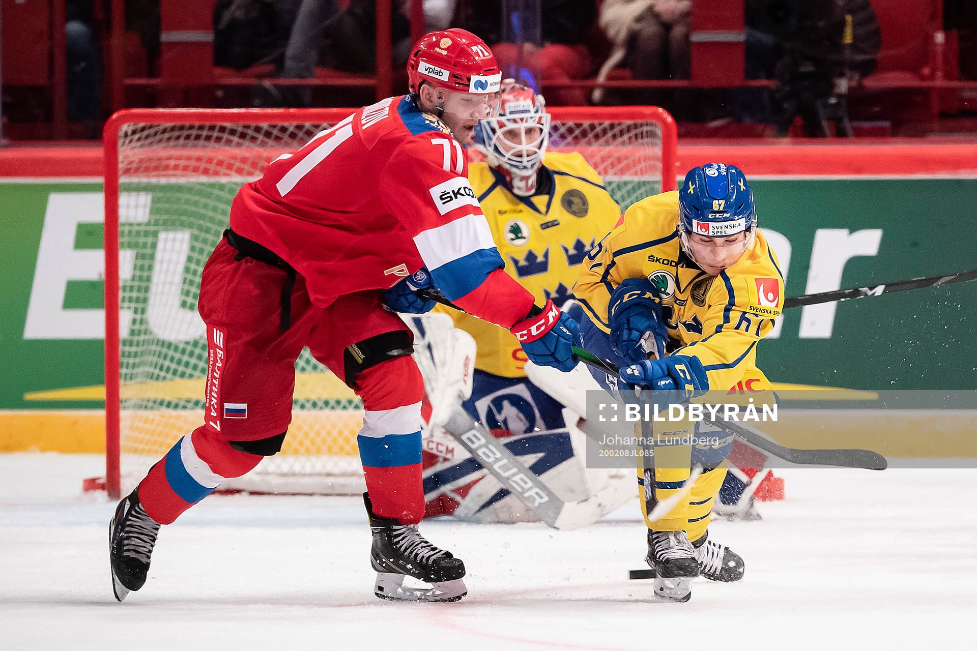 Ivan Morozov of Russia and Leon Bristedt of Sweden