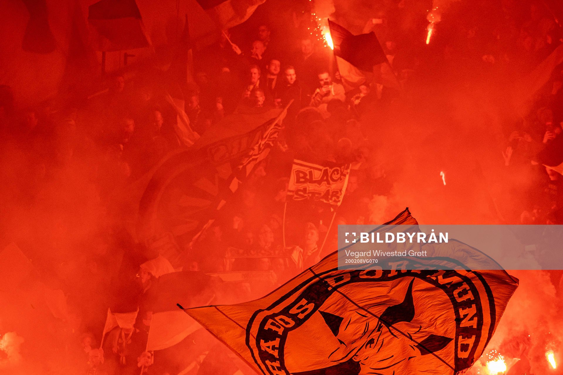 Supporters of Borussia Dortmund with pyro