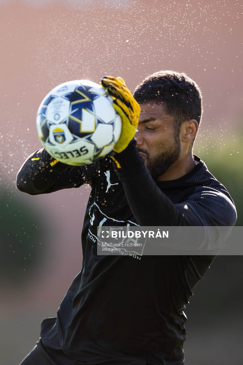 Häckens målvakt Jonathan Rasheed