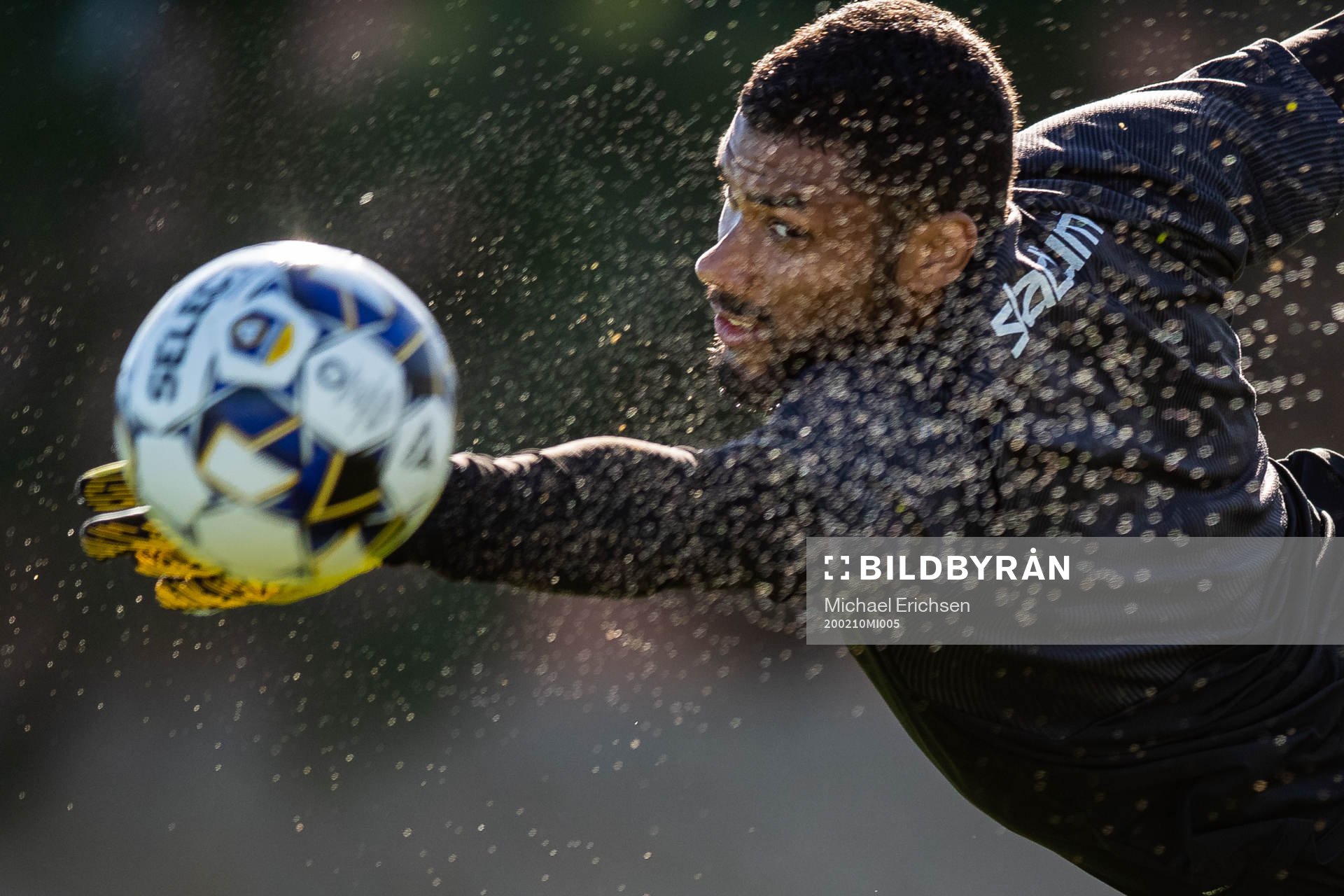 Häckens målvakt Jonathan Rasheed