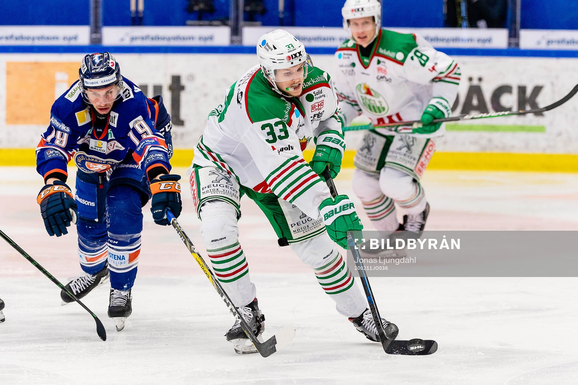 Växjös Casey Bailey och Rögles Niklas Hansson