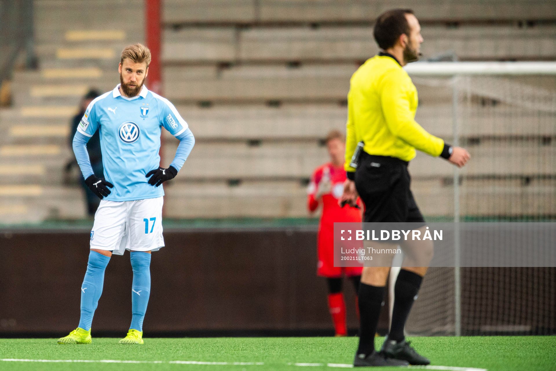 Malmö FFs Rasmus Bengtsson deppar