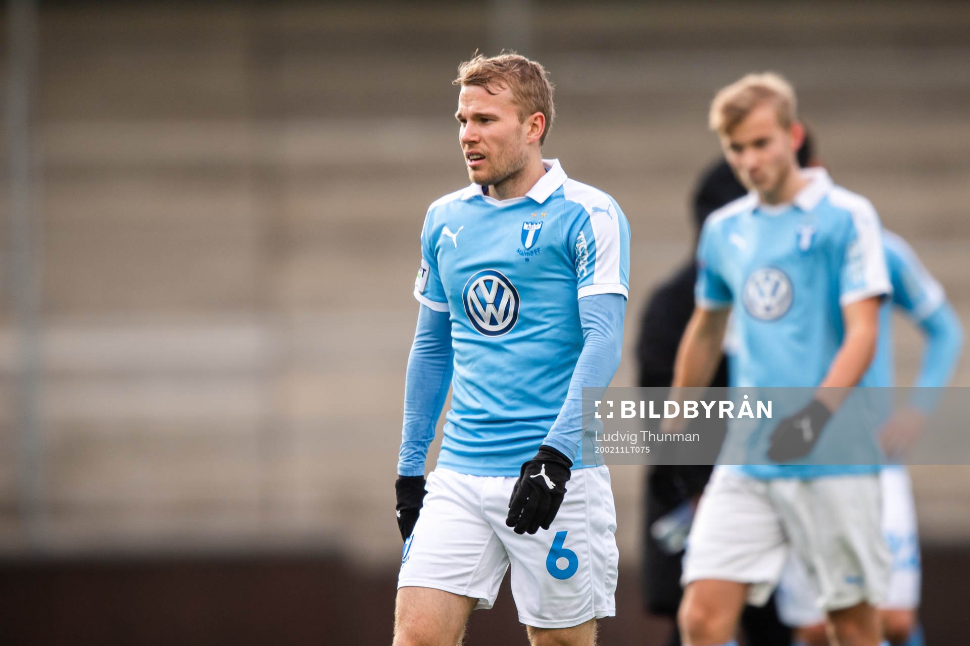 Malmö FFs Oscar Lewicki deppar