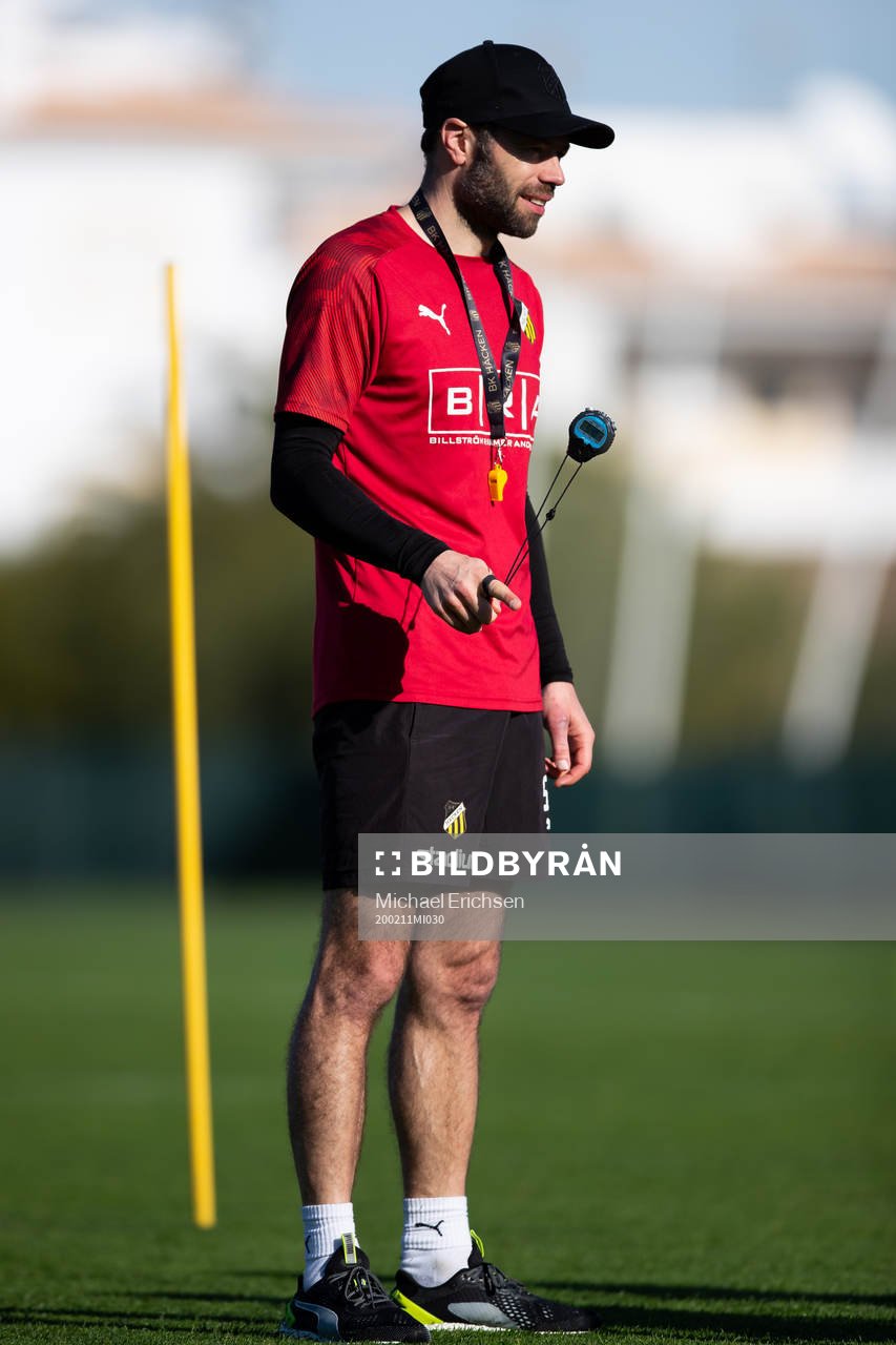 Häckens tränare Andreas Alm