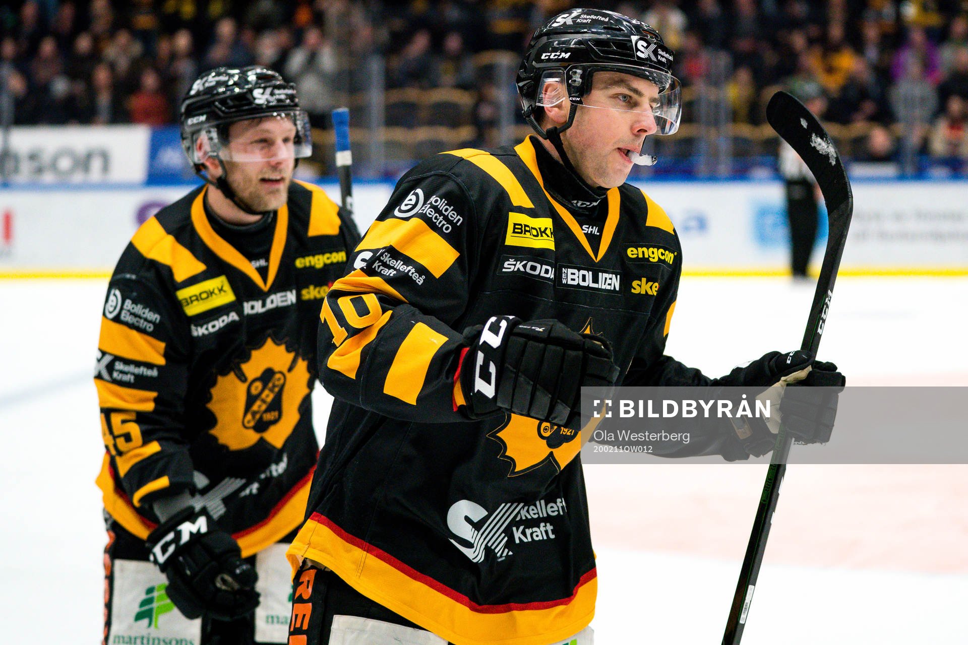 Skellefteås Joakim Lindström och Oscar Möller jublar