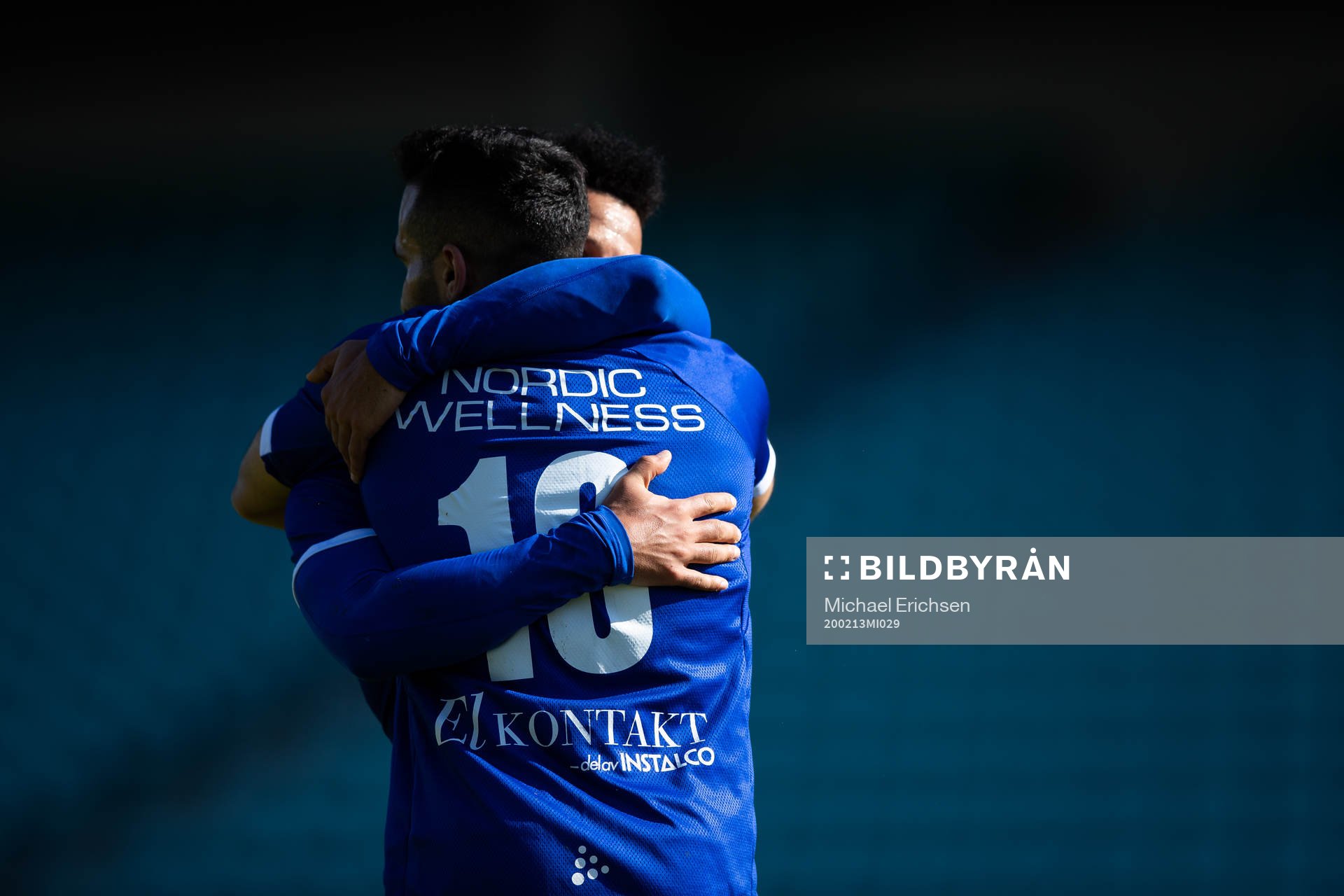 Sargon Abraham of IFK Göteborg celebrates scoring 1-0 with