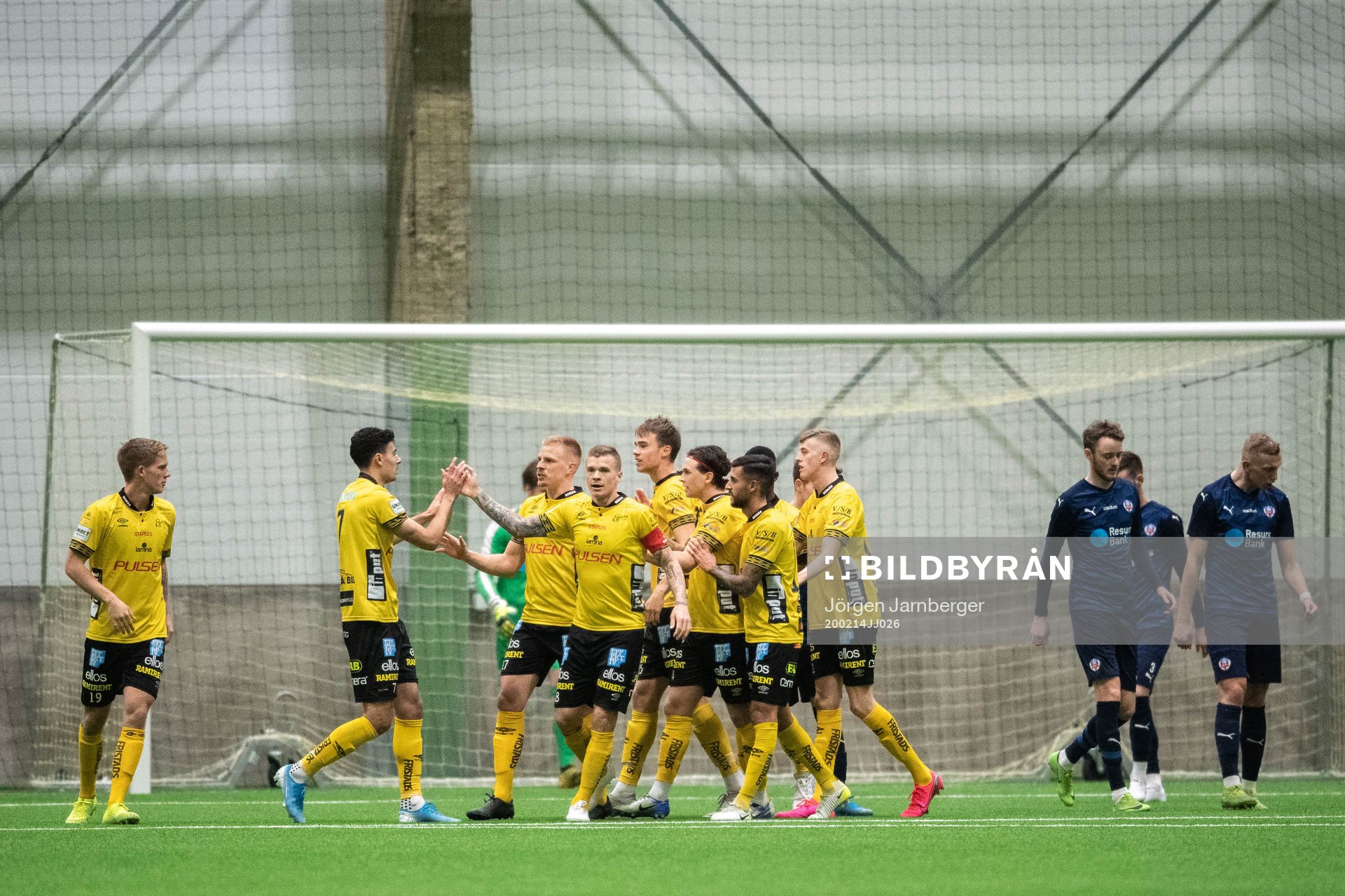 Elfsborgs Leo Väisänen jublar med lagkamrater