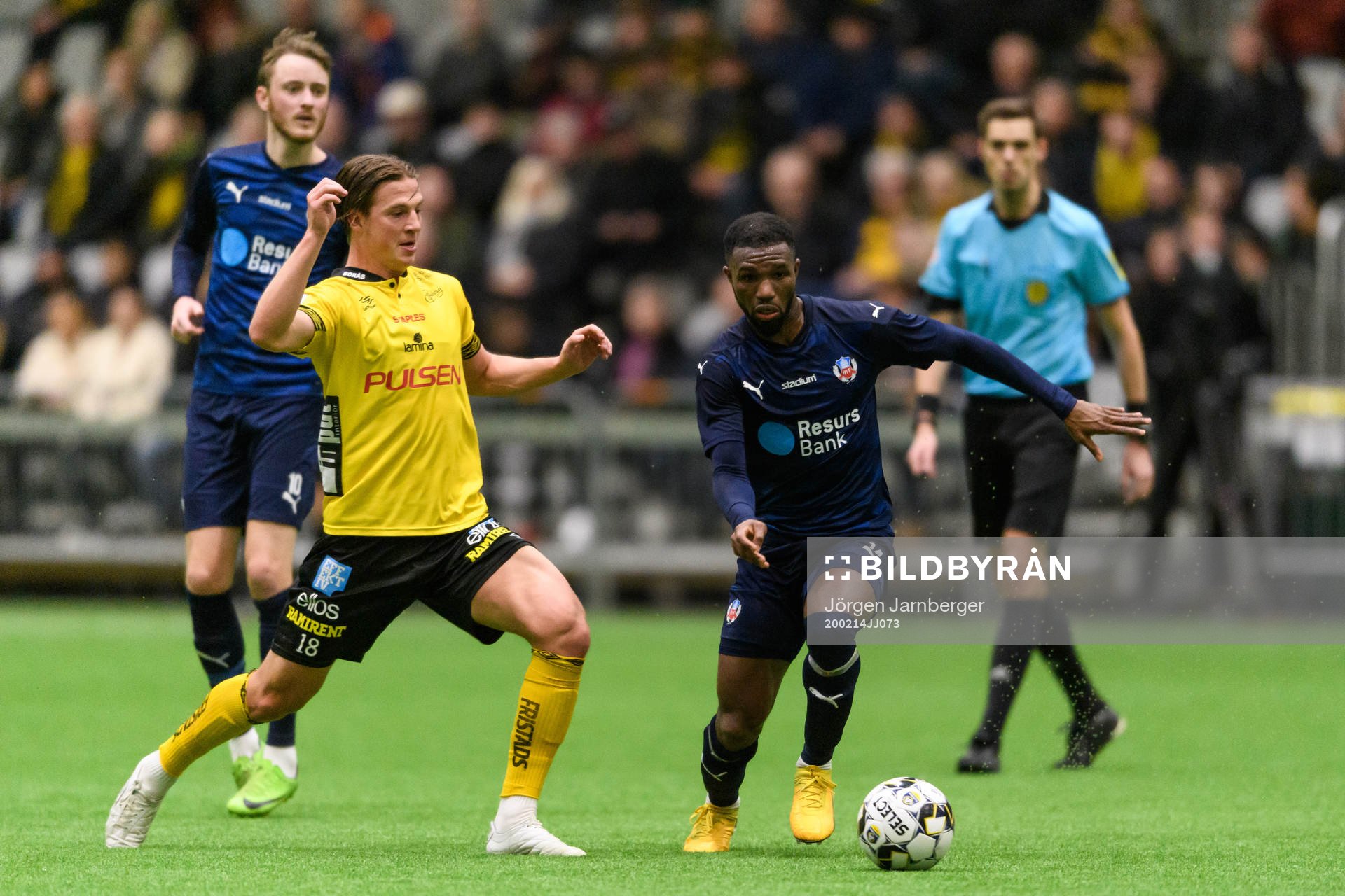 Elfsborgs Simon Olsson och Helsingborgs Mohammed Abubakari