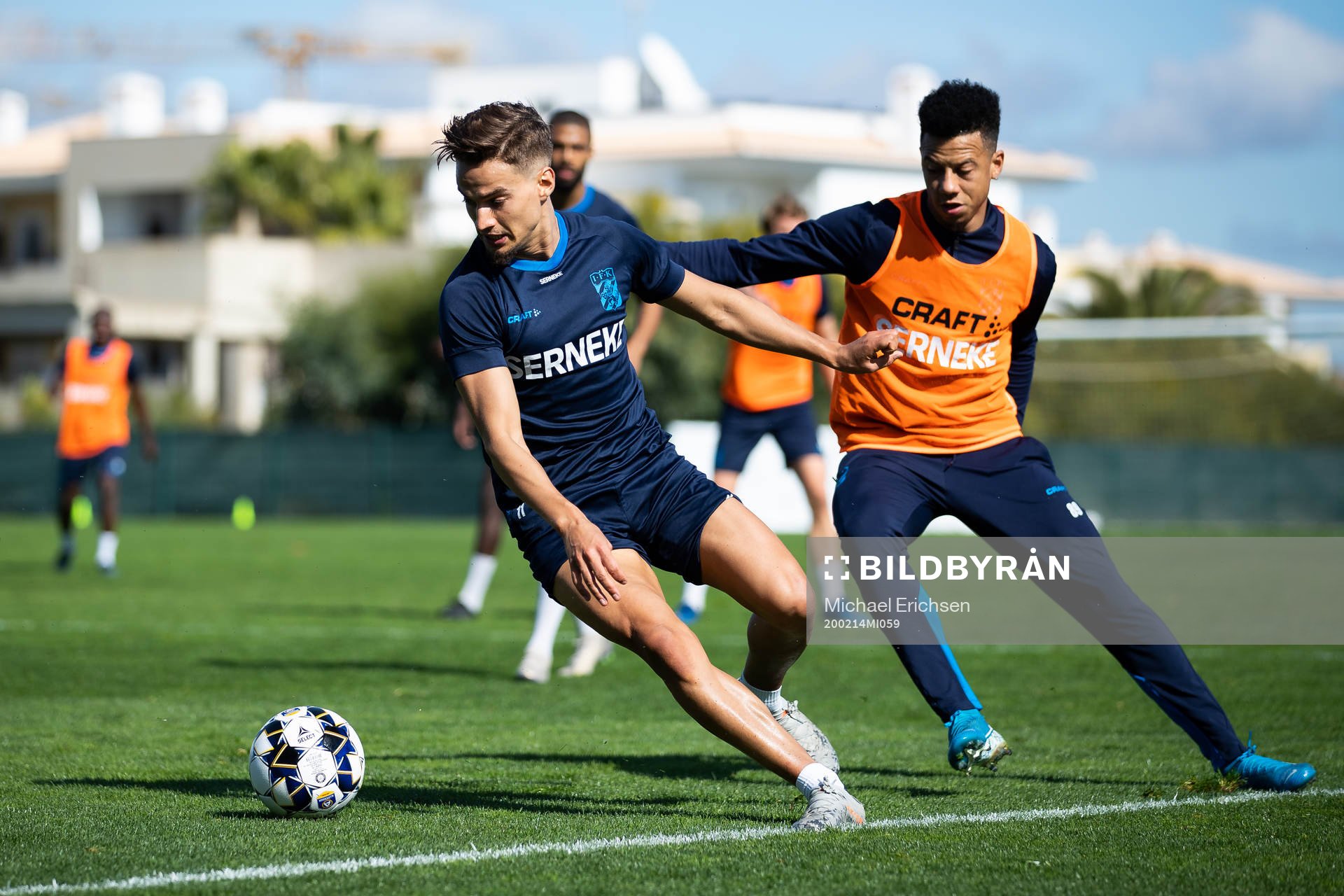 IFK Göteborgs Amin Affane och Tobias Sana under en träning under ett träningsläger med IFK Göteborg den 14 februari 2020 i Lagos.