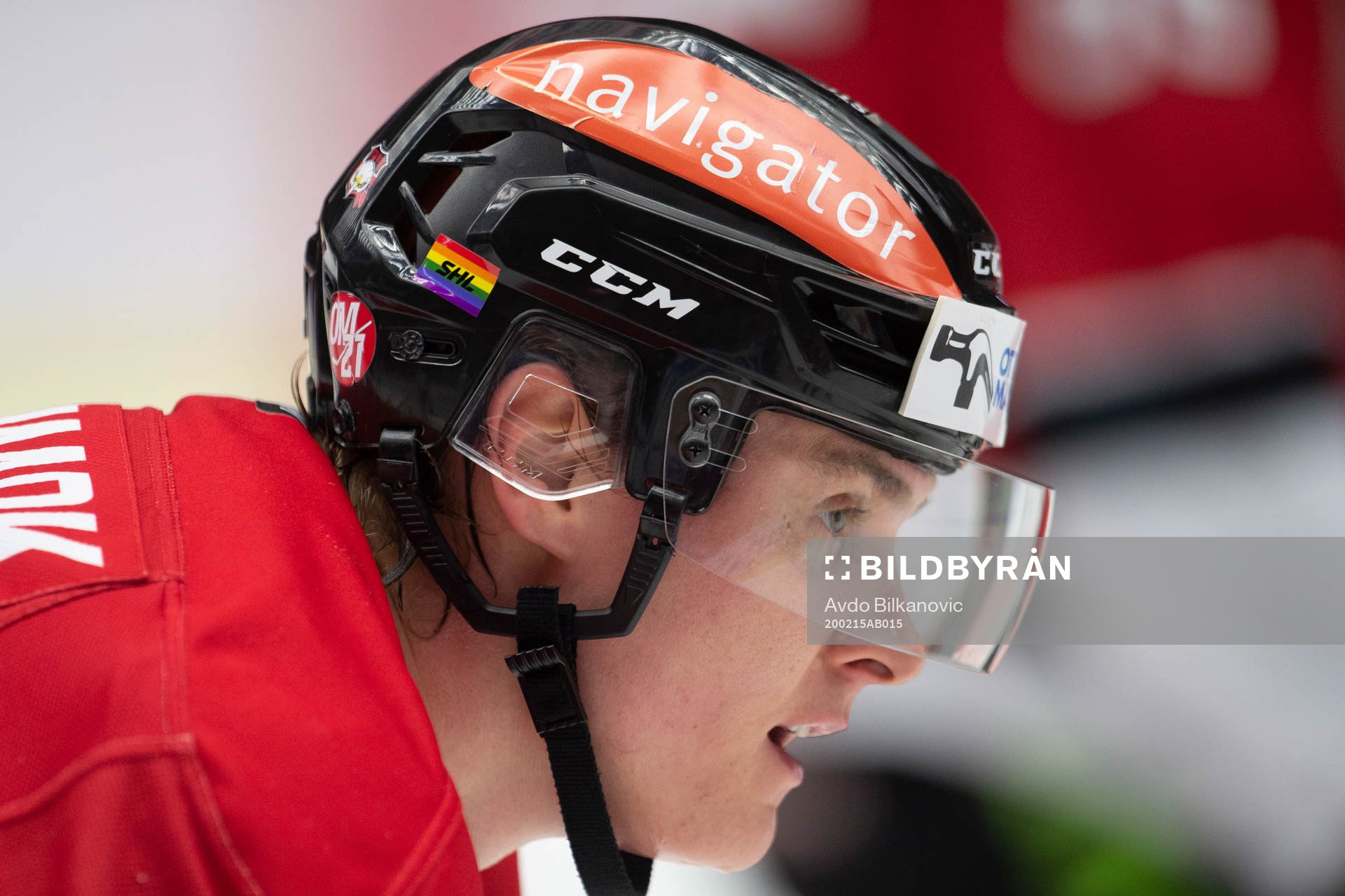 Malmö Redhawks Fredrik Händemark med pride-flagga på