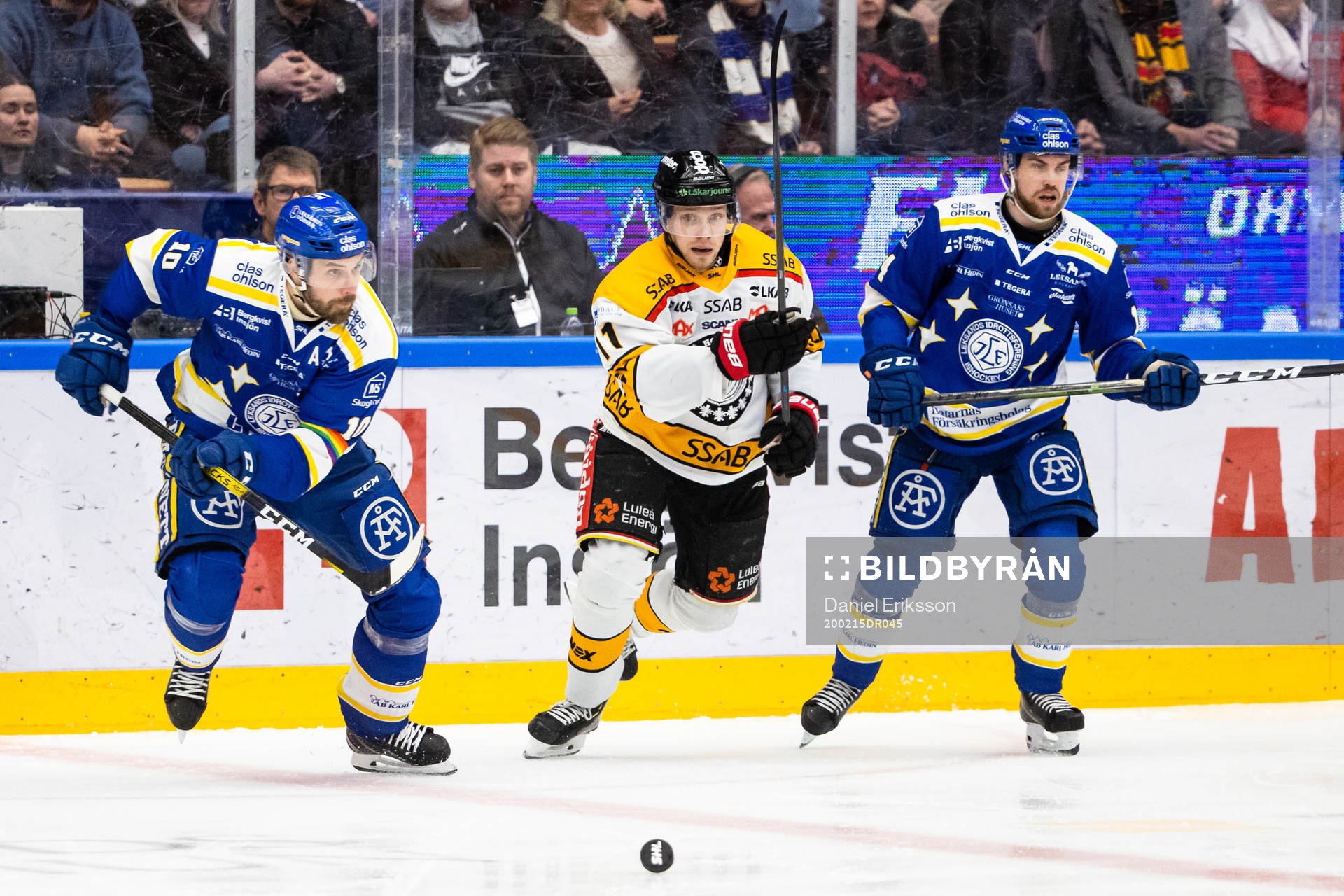 Leksands Johan Fransson och Oskar Lang i en kamp mot