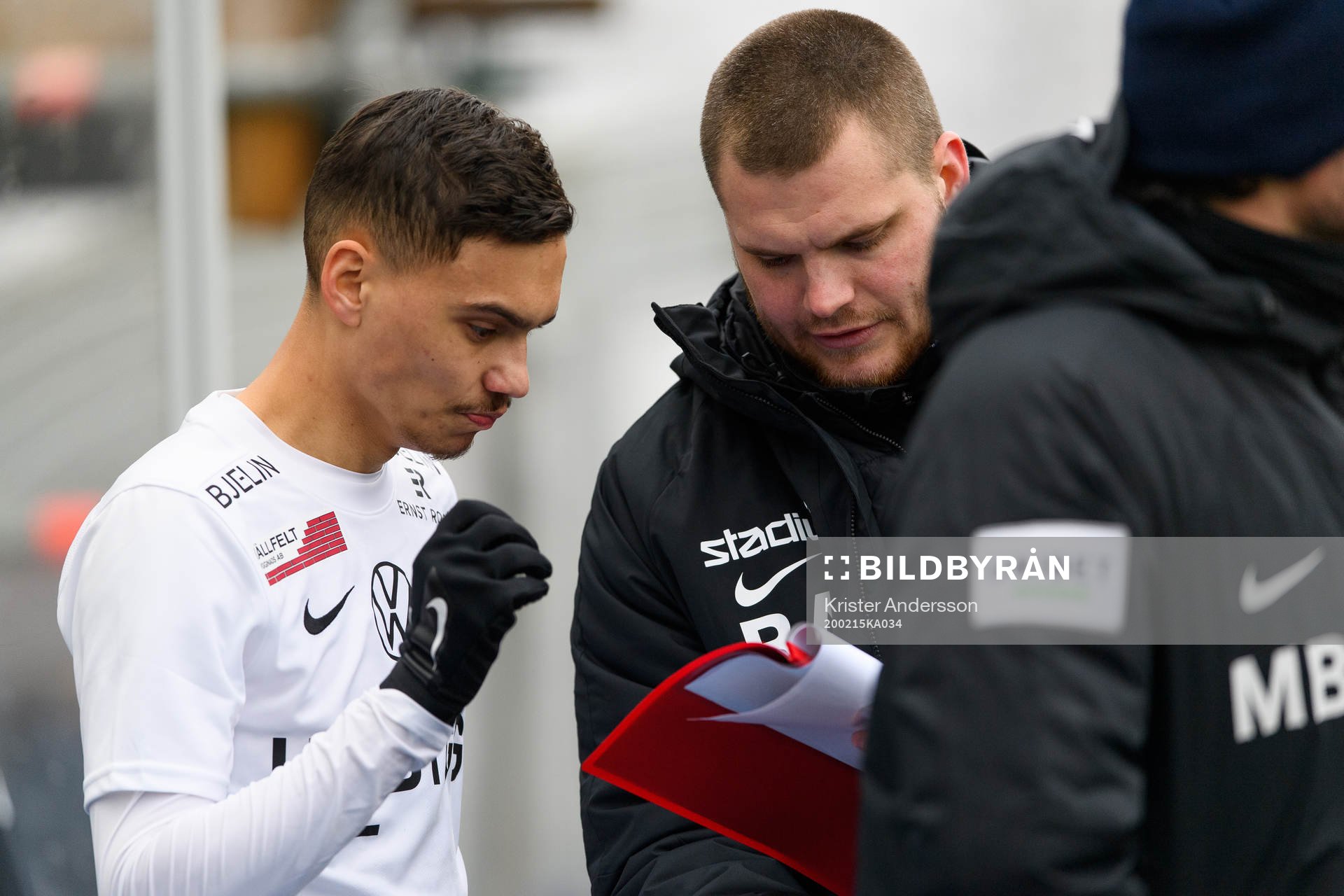 Örgrytes Fredrik Zanjanchi och målvaktstränare Björn
