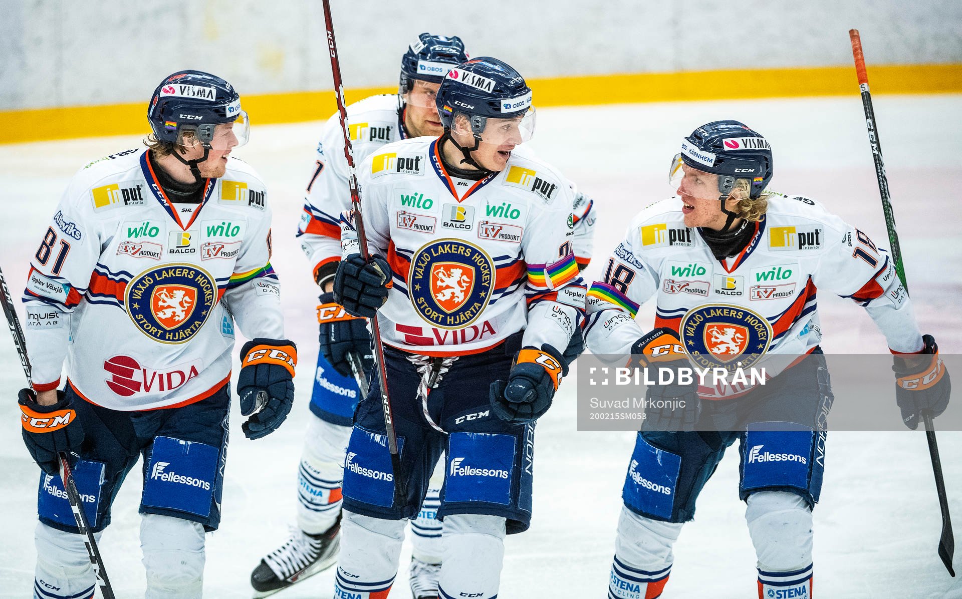 Växjös Pontus Holmberg jublar med lagkamrater
