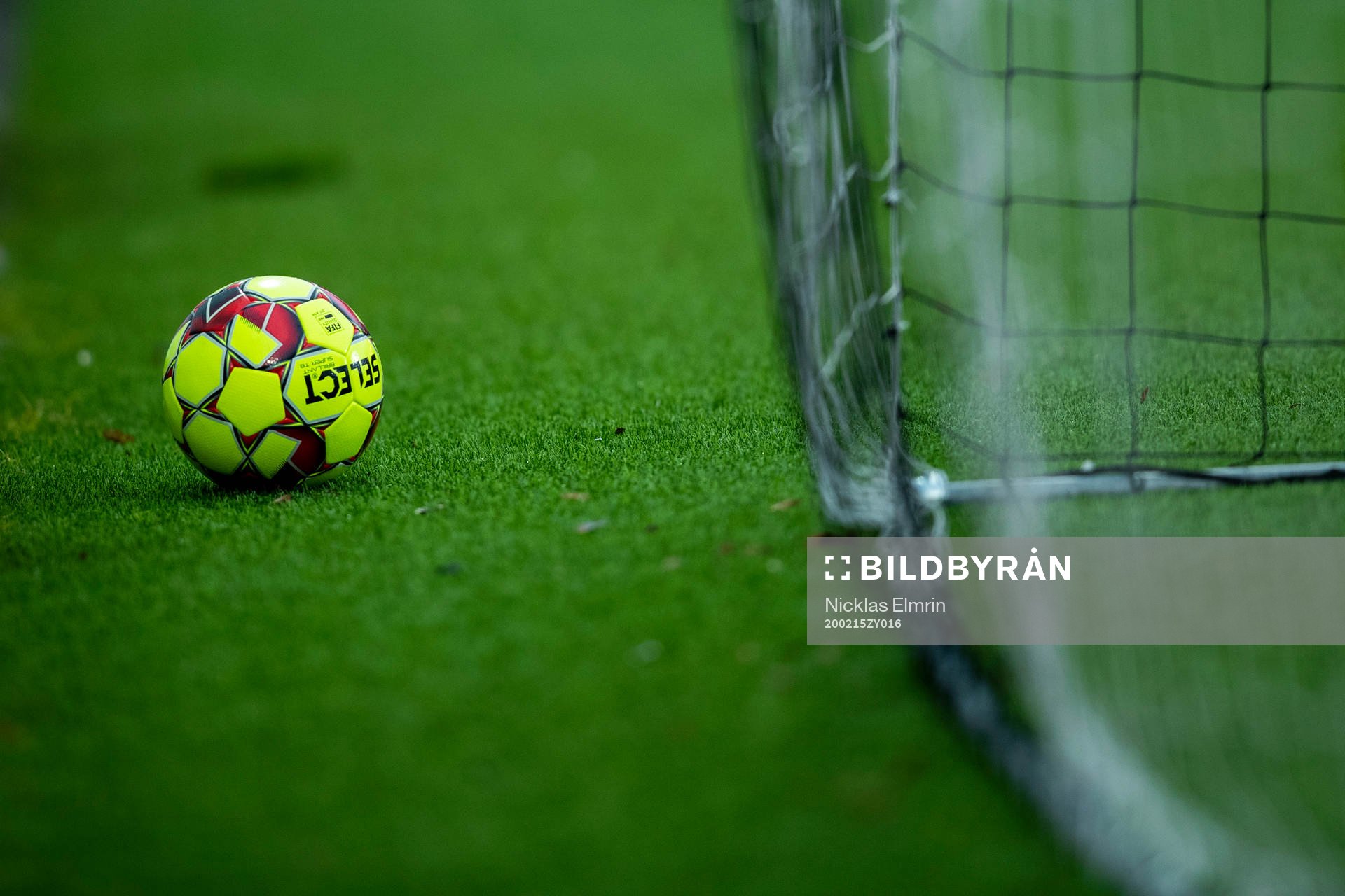under träningsmatchen i fotboll mellan