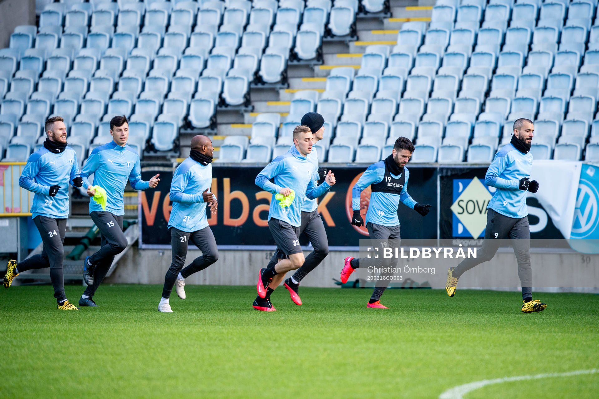 Spelarna under Malmö FFs träning den 18 februari 2020 i Malmö.
