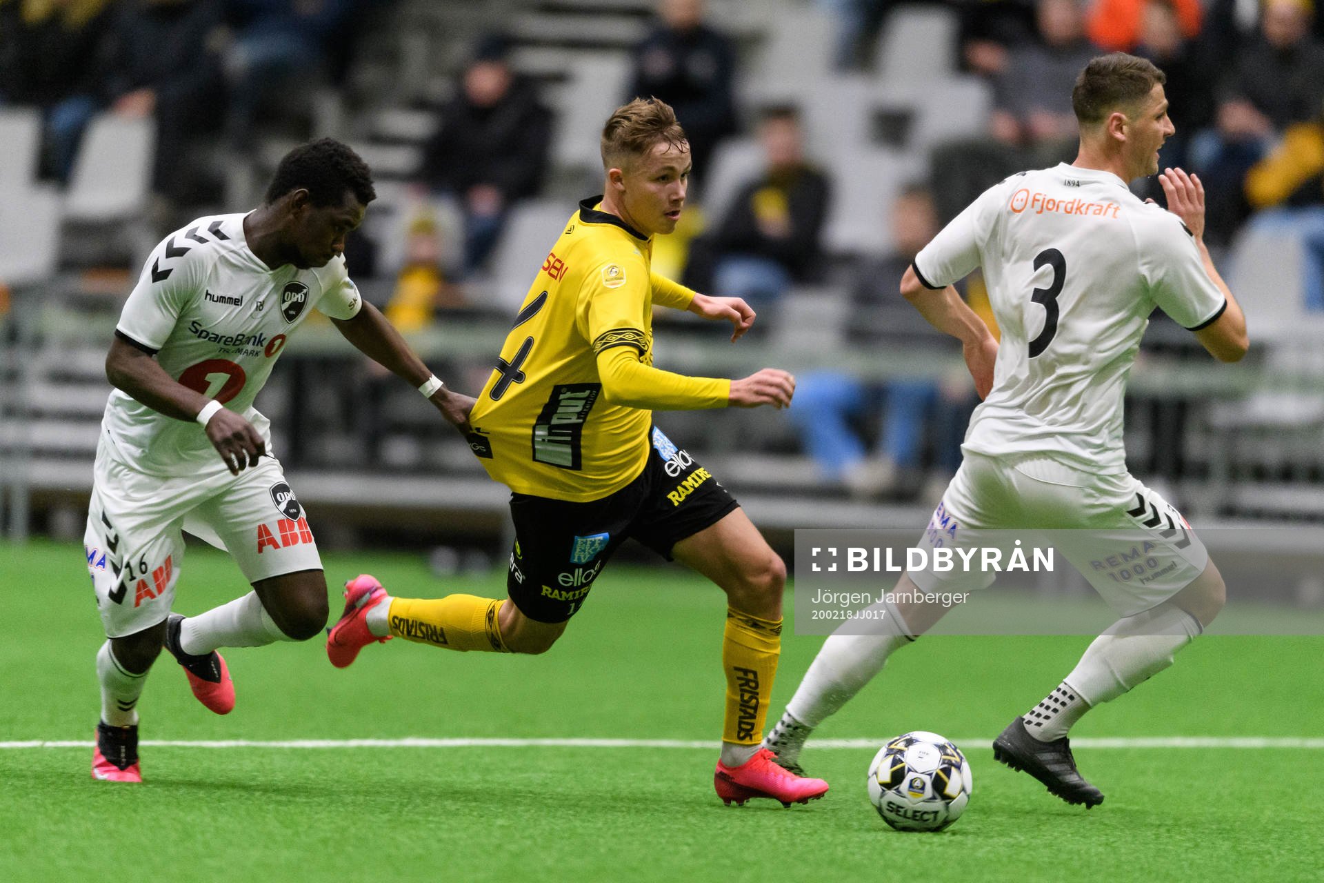 Elfsborgs Jacob Ondrejka och Odds Joshua Kitolano