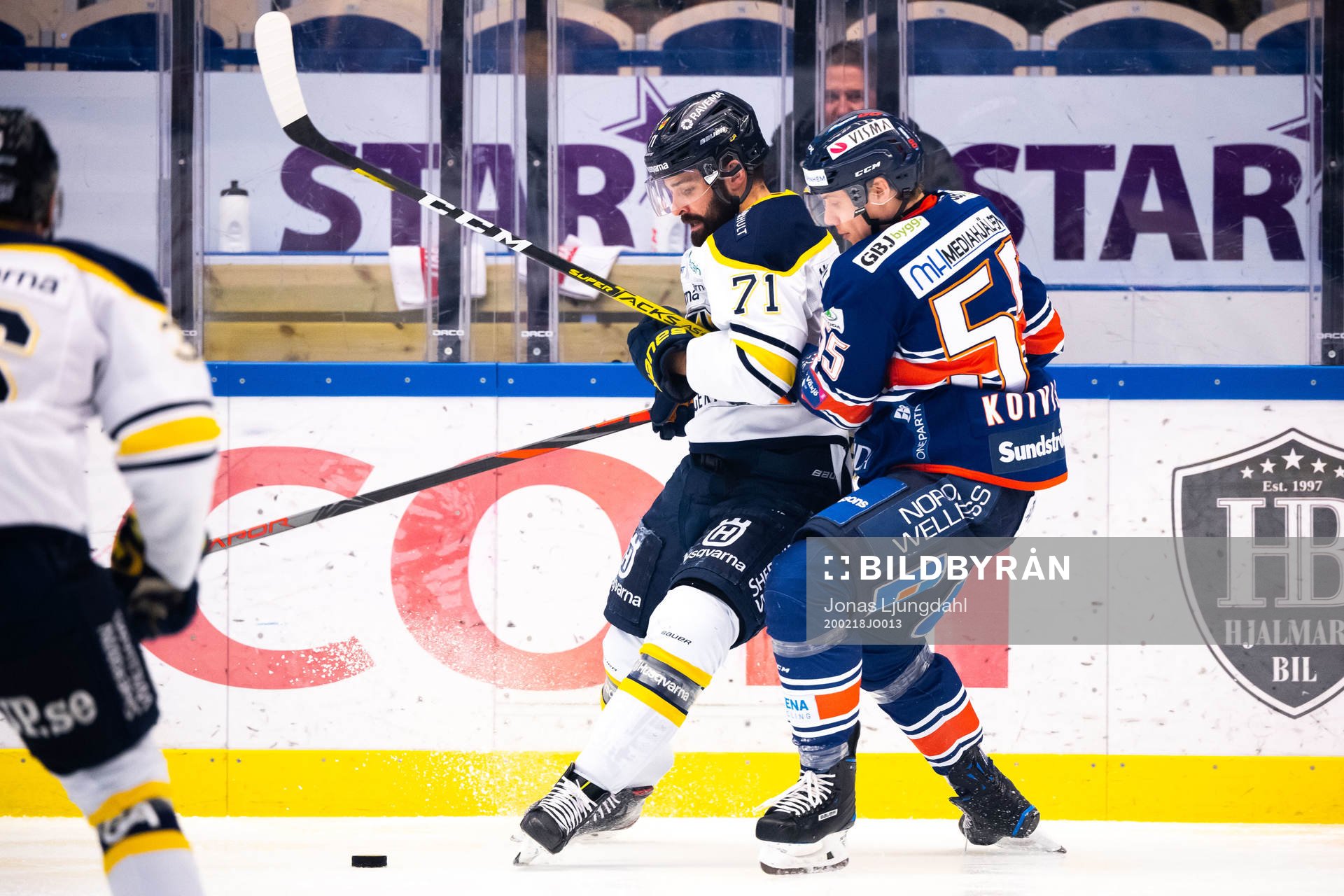 s Linus Fröberg och Växjös Miika Koivisto