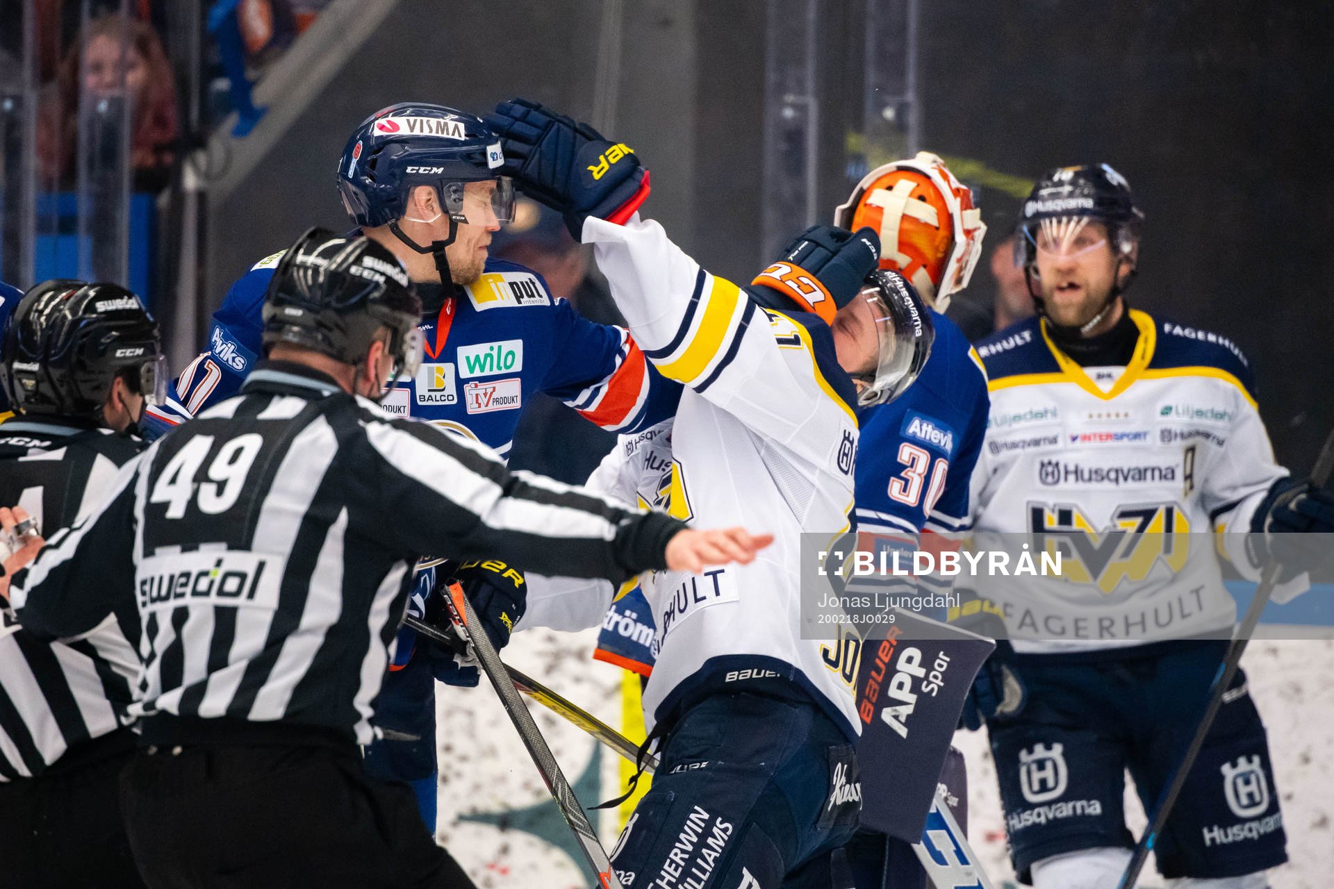 s Johan Johnsson i bråk