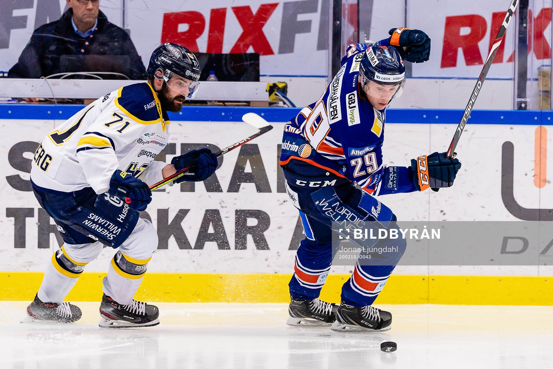 s Linus Fröberg och Växjös Pontus Holmberg
