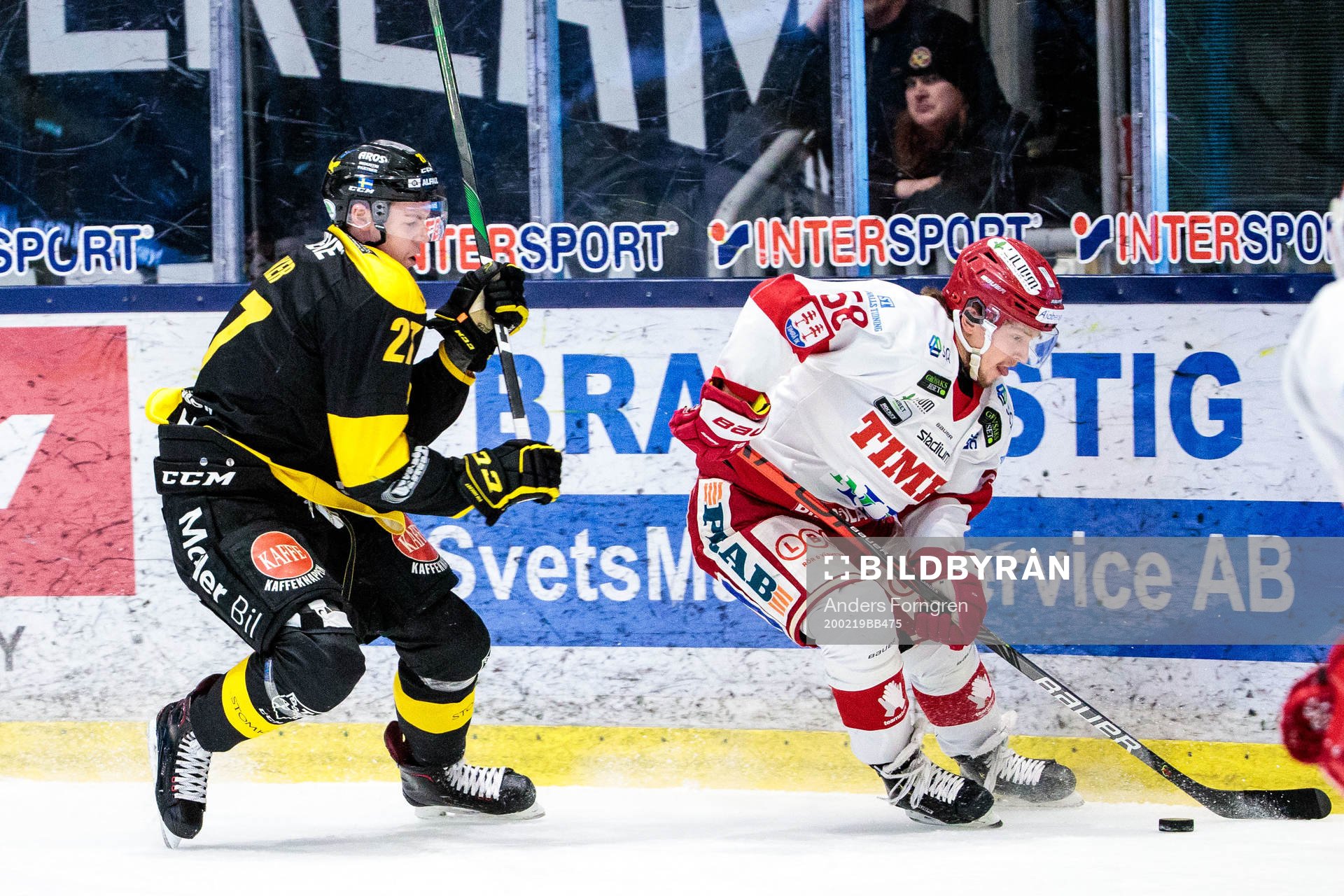 Västerås Sebastian Benker och Timrås Filip Lander
