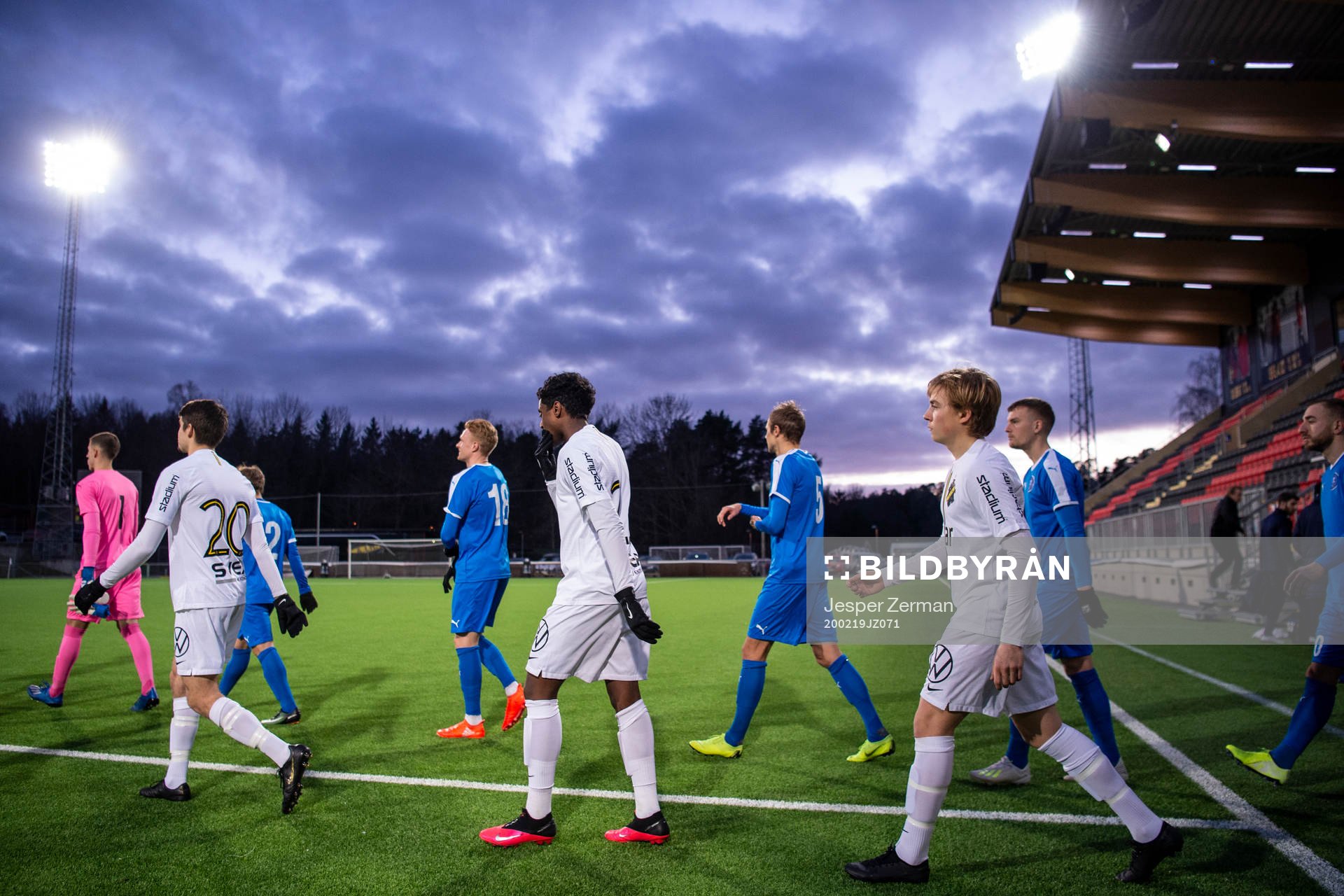 s och Akropolis spelare gör entré