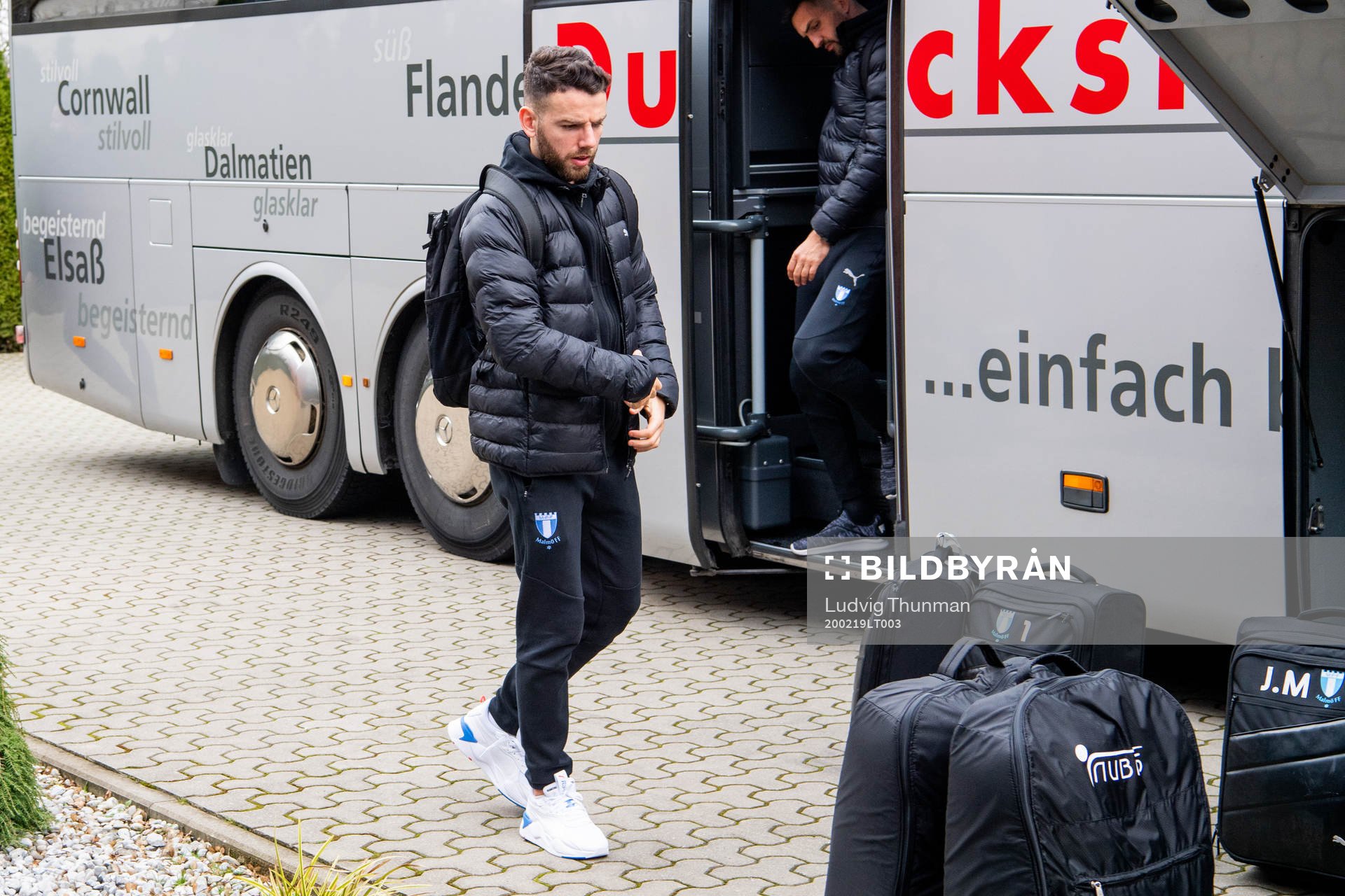 Erdal Rakip arrives at the hotel