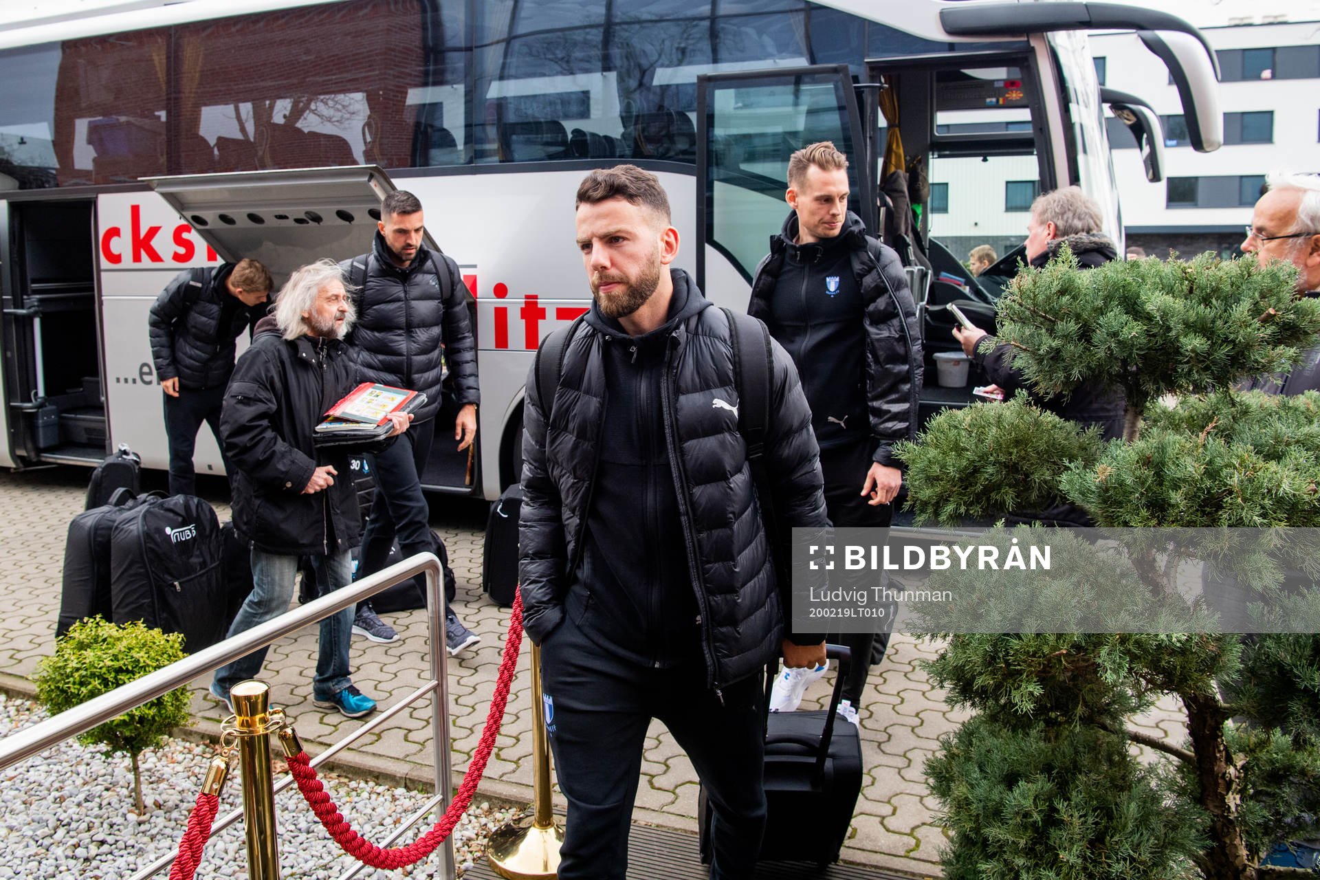 Erdal Rakip arrives at the hotel