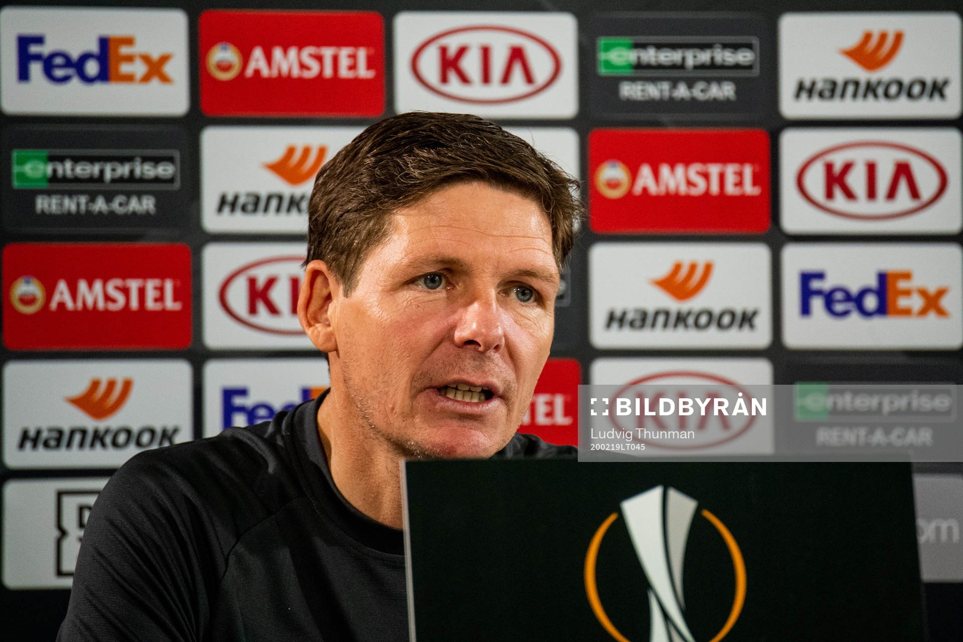 Head coach Oliver Glaser