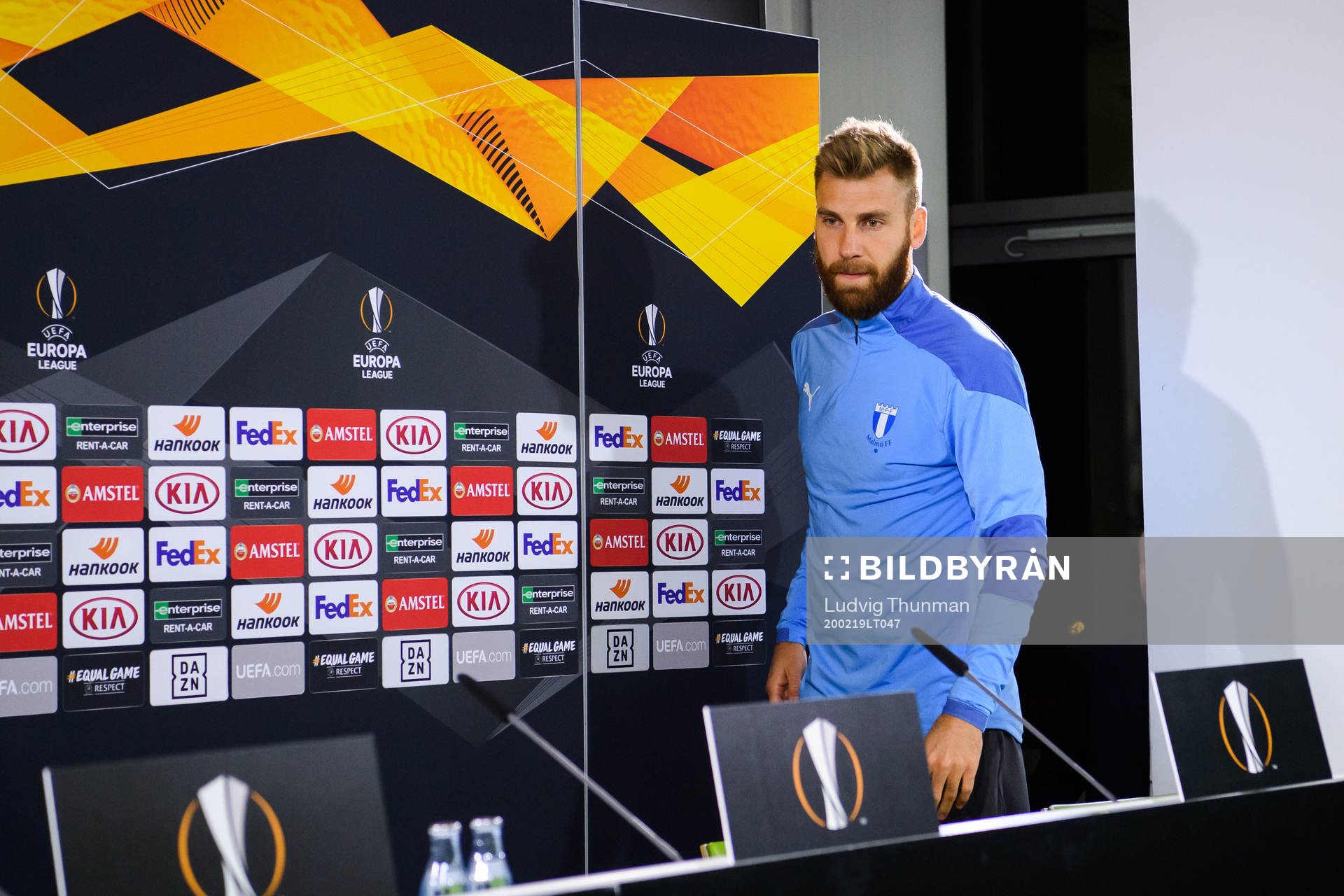 Rasmus Bengtsson arrives at a