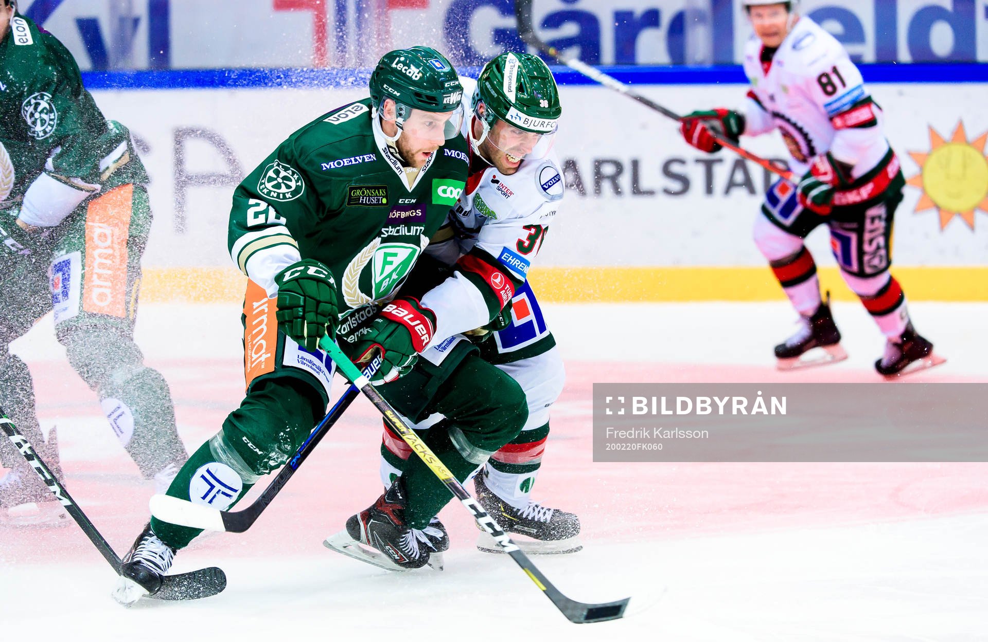 Färjestads Per Åslund och Frölundas Brandon Gormley