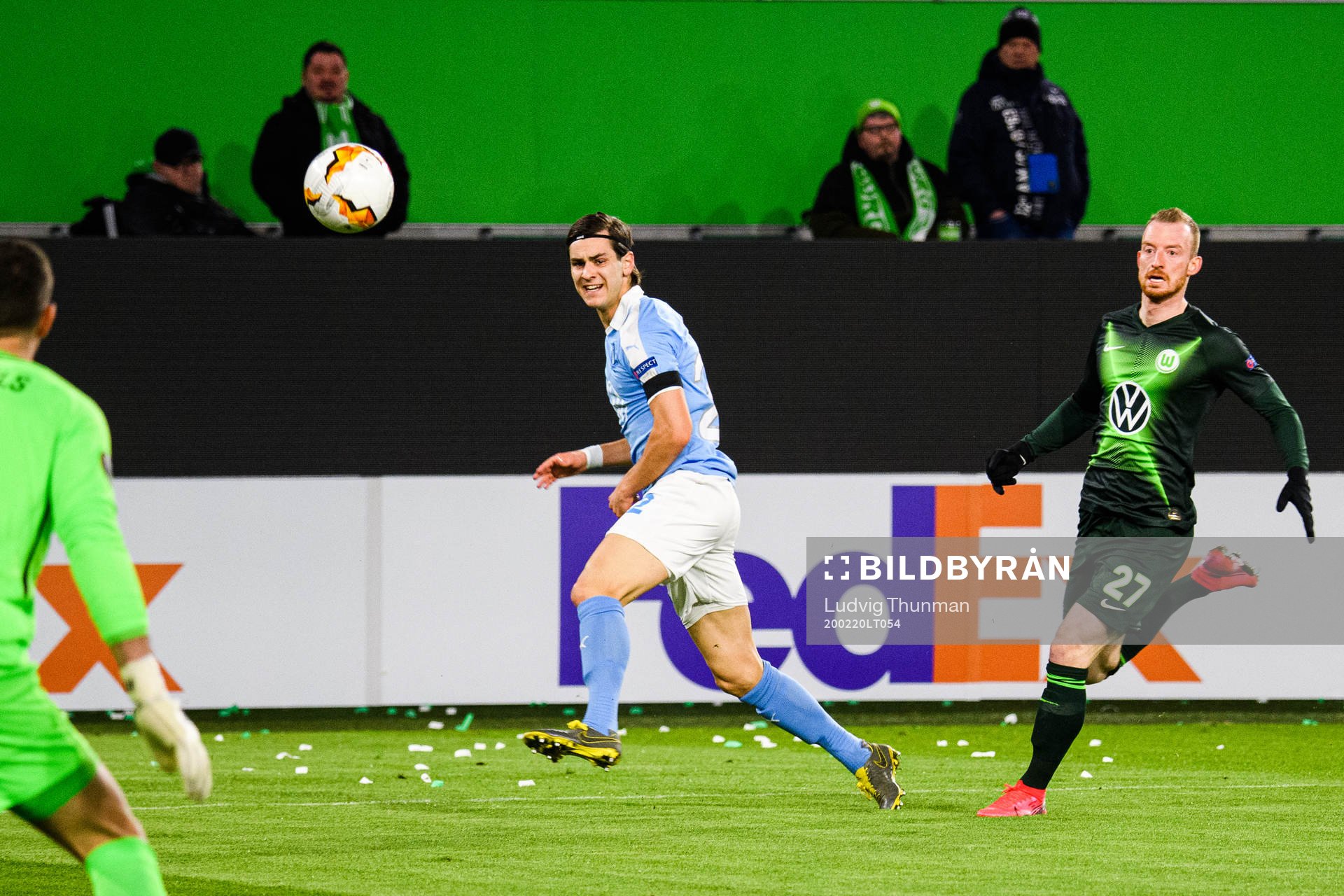 Adi Nalic of Malmö FF and Maximilian Arnold of Wolfsburg