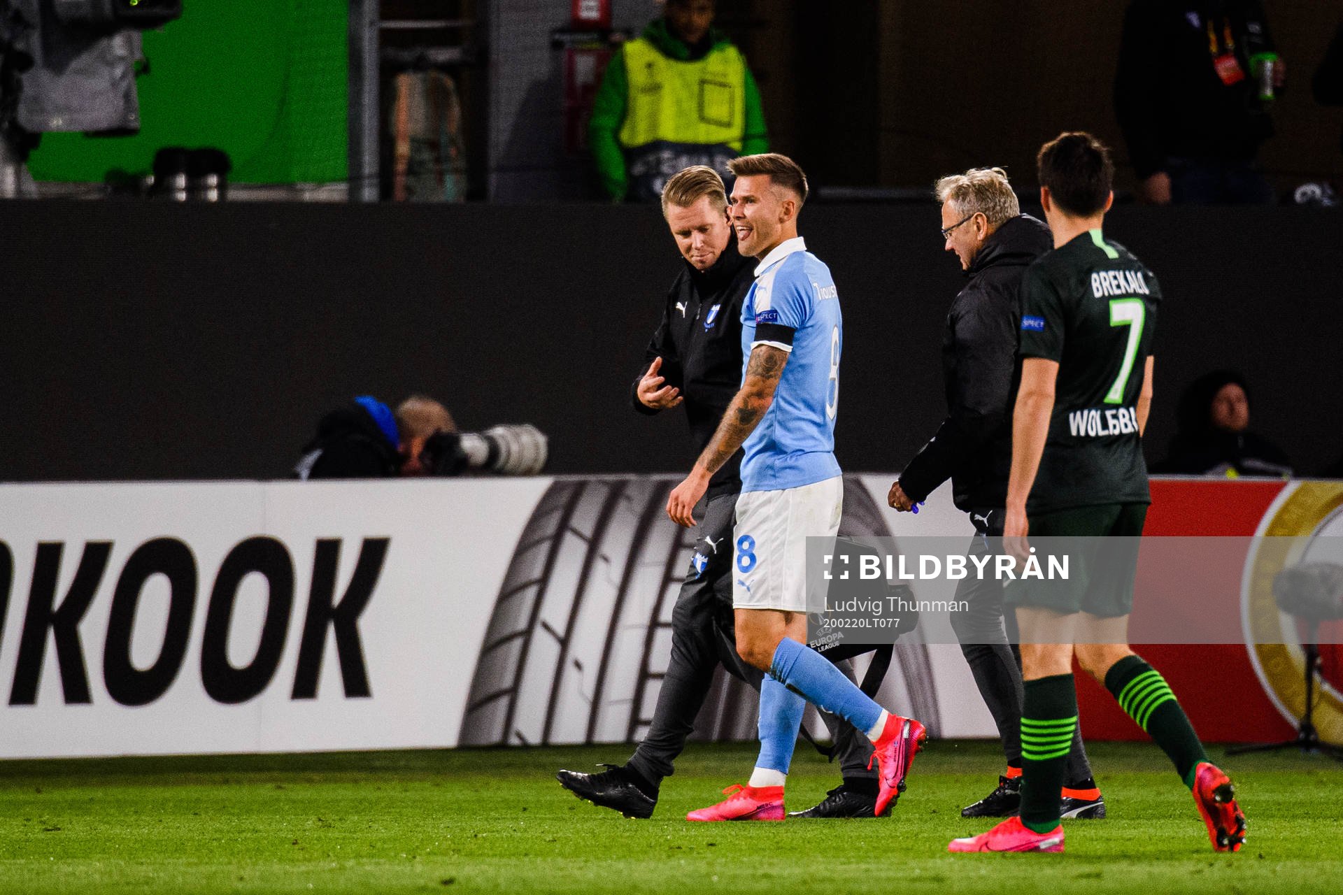 Arnór Traustason of Malmö FF leaves the pitch