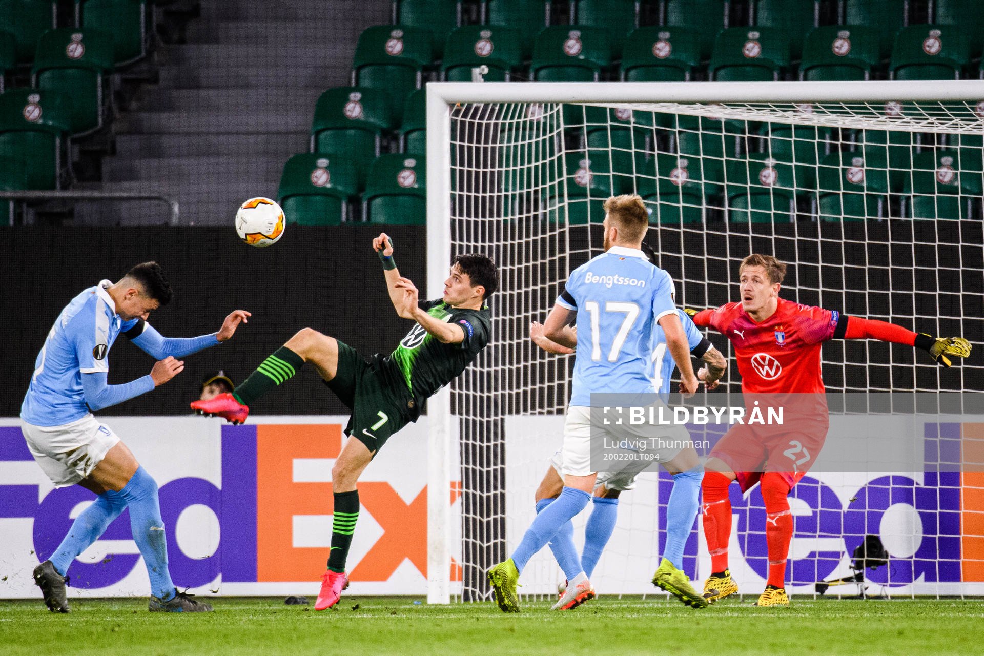 Josip Brekalo of Wolfsburg against goalkeeper Johan Dahlin
