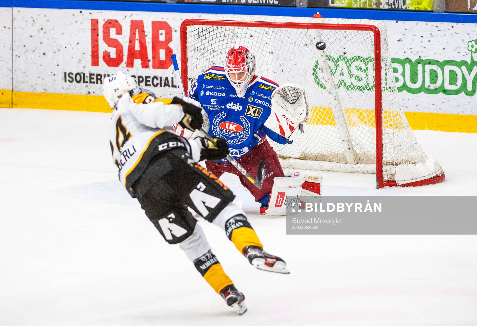 Oskarshamns målvakt Daniel Rosengren och Skellefteås