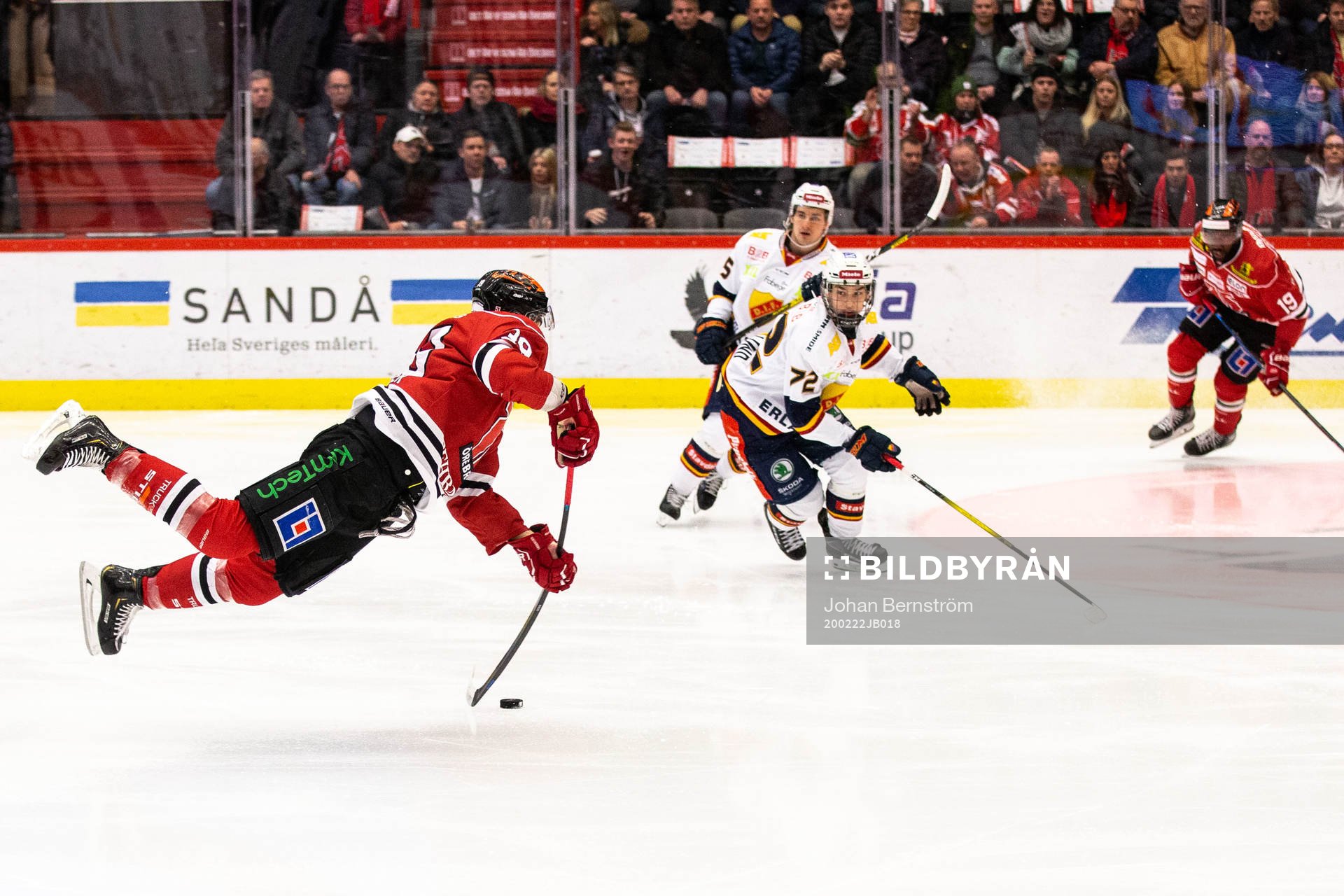 Örebros Jordan Boucher och Djurgårdens William Eklund