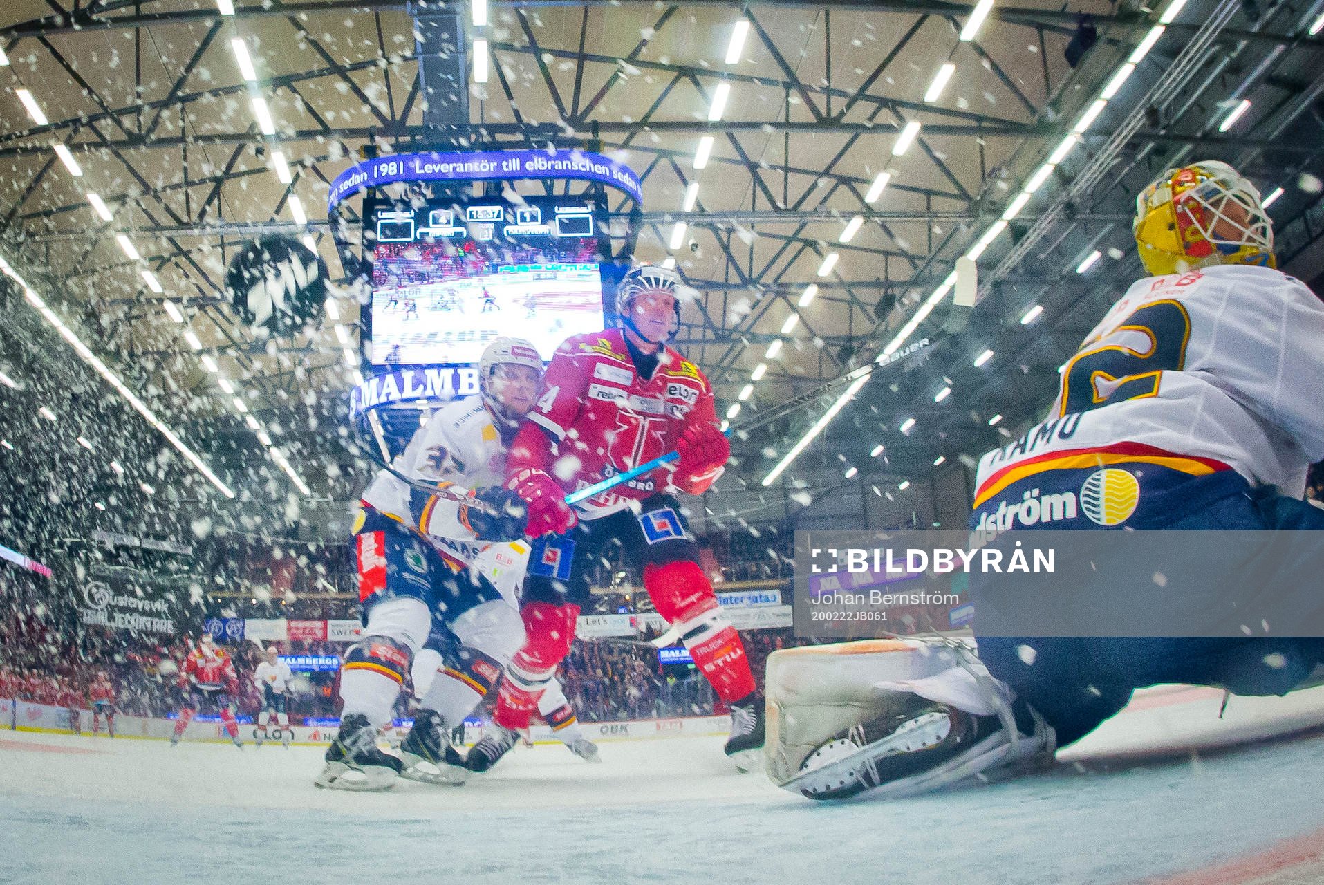 Örebros Mathias Bromé gör 5-1 på Djurgårdens målvakt