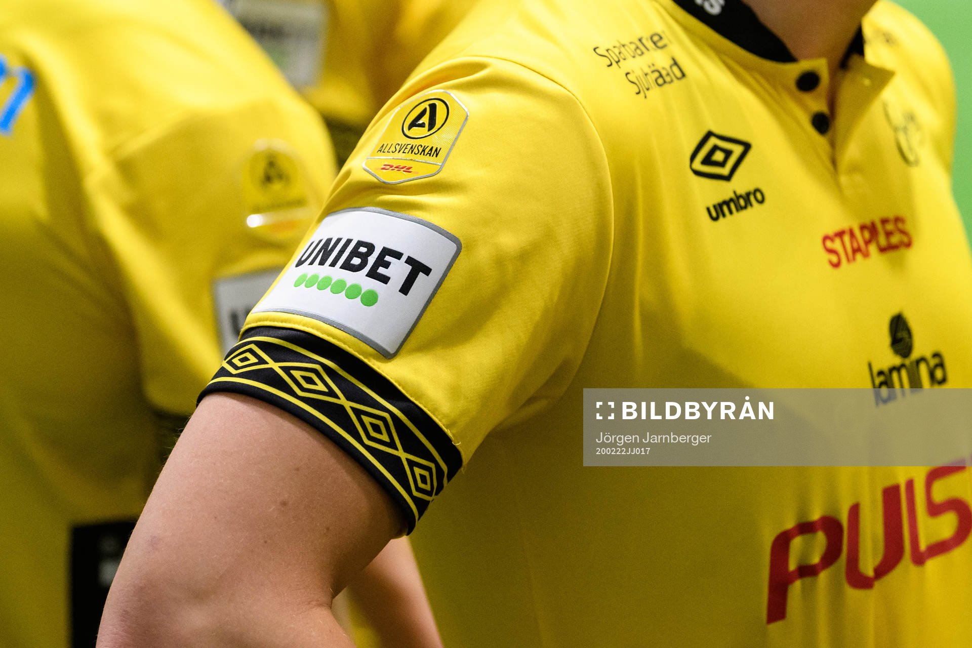 Unibets och Allsvenskans logga på tröja under fotbollsmatchen i Svenska cupen mellan Elfsborg och Brage den 22 februari 2020 i Borås.