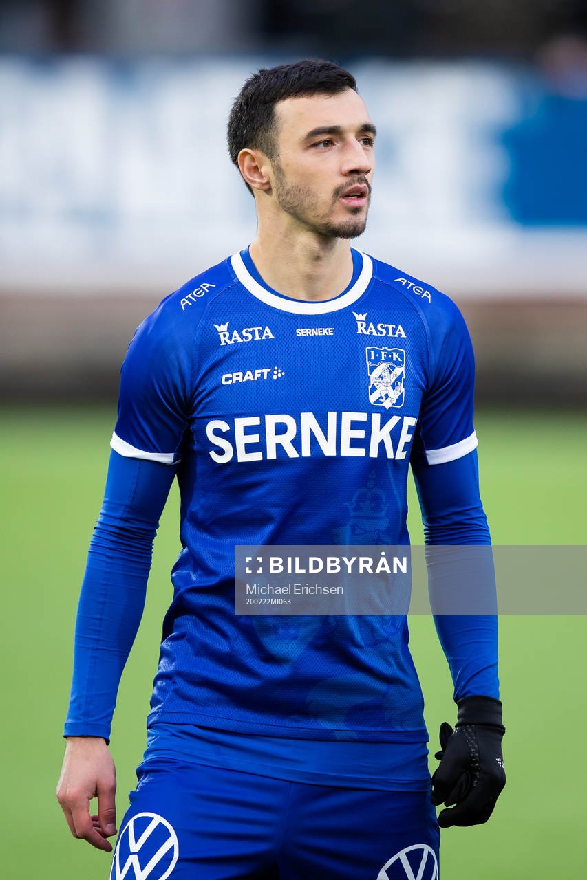 IFK Göteborgs Giorgi Kharaishvili  innan fotbollsmatchen i