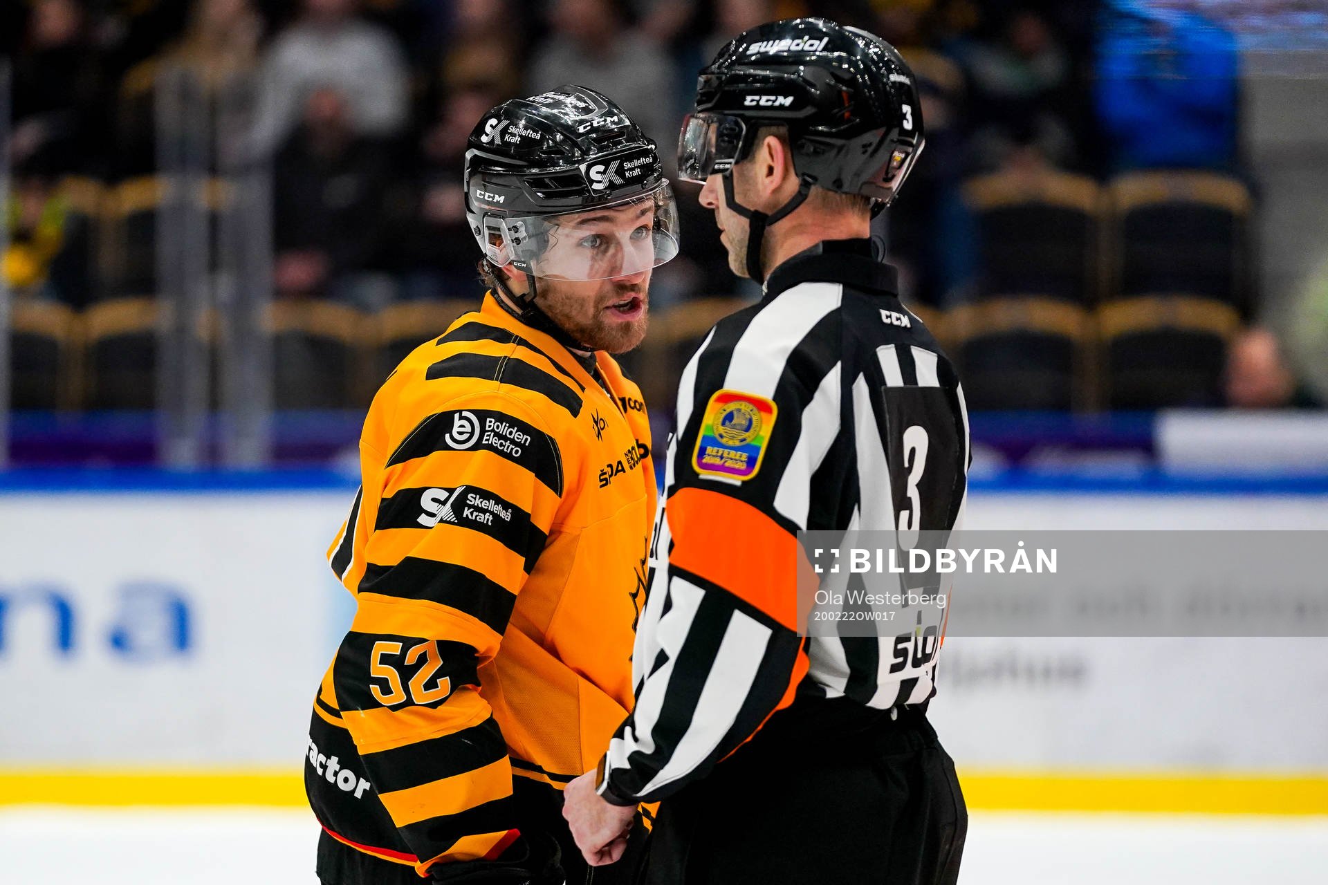 Skellefteås Arvid Lundberg är arg på domare Linus Öhlund