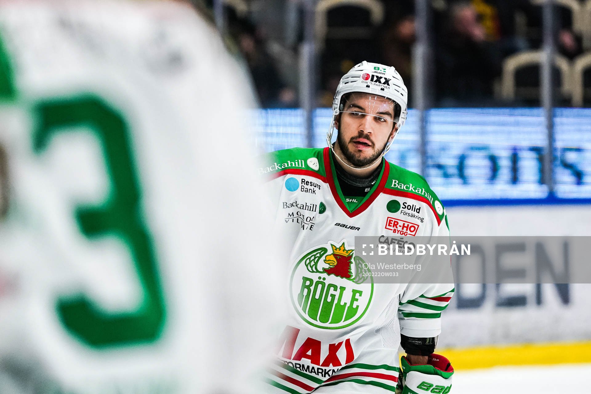 Rögles Chris Desousa jublar