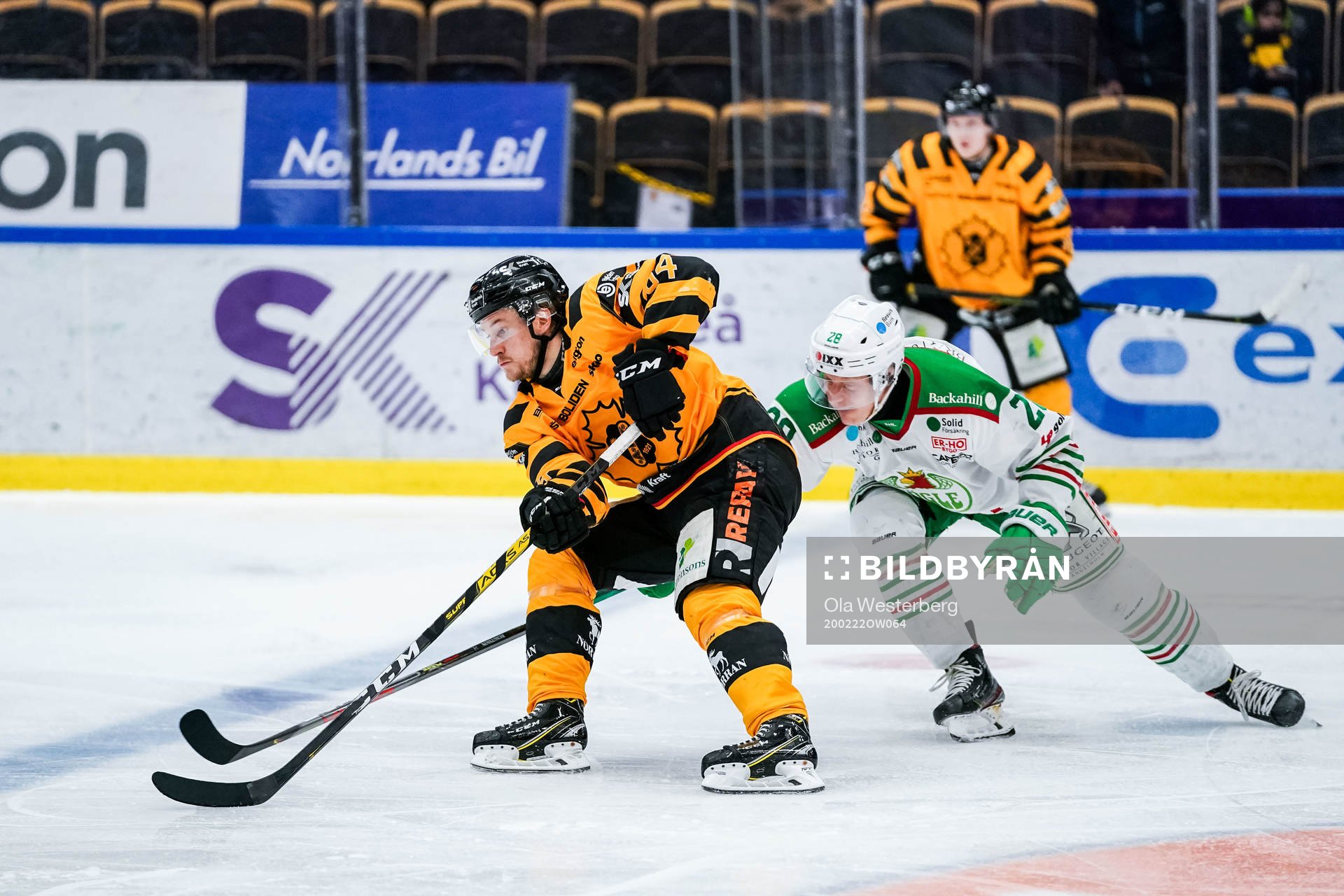 Skellefteås Jonathan Pudas och Rögles Anton Bengtsson