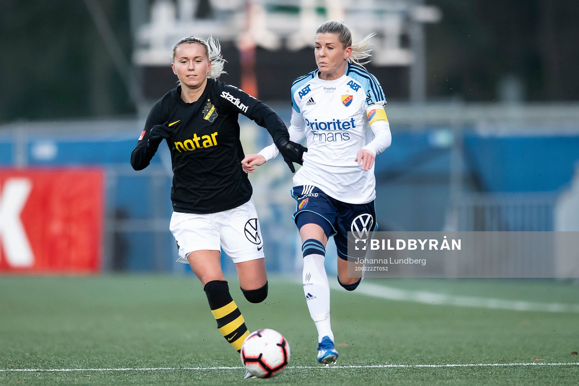 s Elsa Törnblom och Djurgårdens Olivia Schough